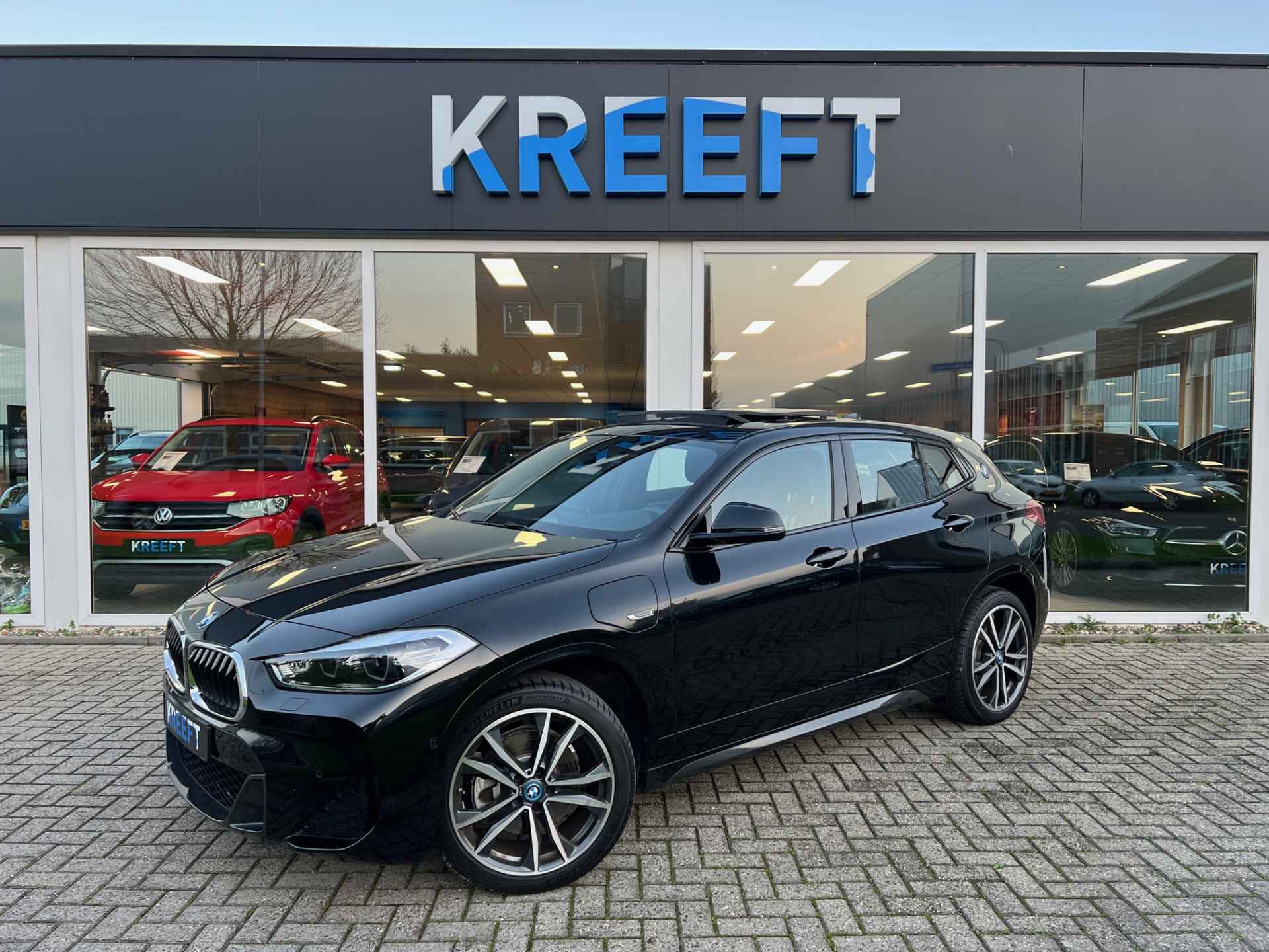 BMW X2 xDrive25e High Executive M Sport | Schuifdak