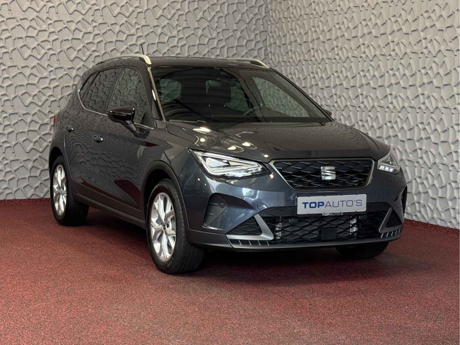 SEAT Arona TSI FR BI-COLOR 115PK LED VIR.COCKPIT CAMERA ADAP.CRUISE 17''LMV 07/2024 10x Seat Arona op voorraad - 47/75