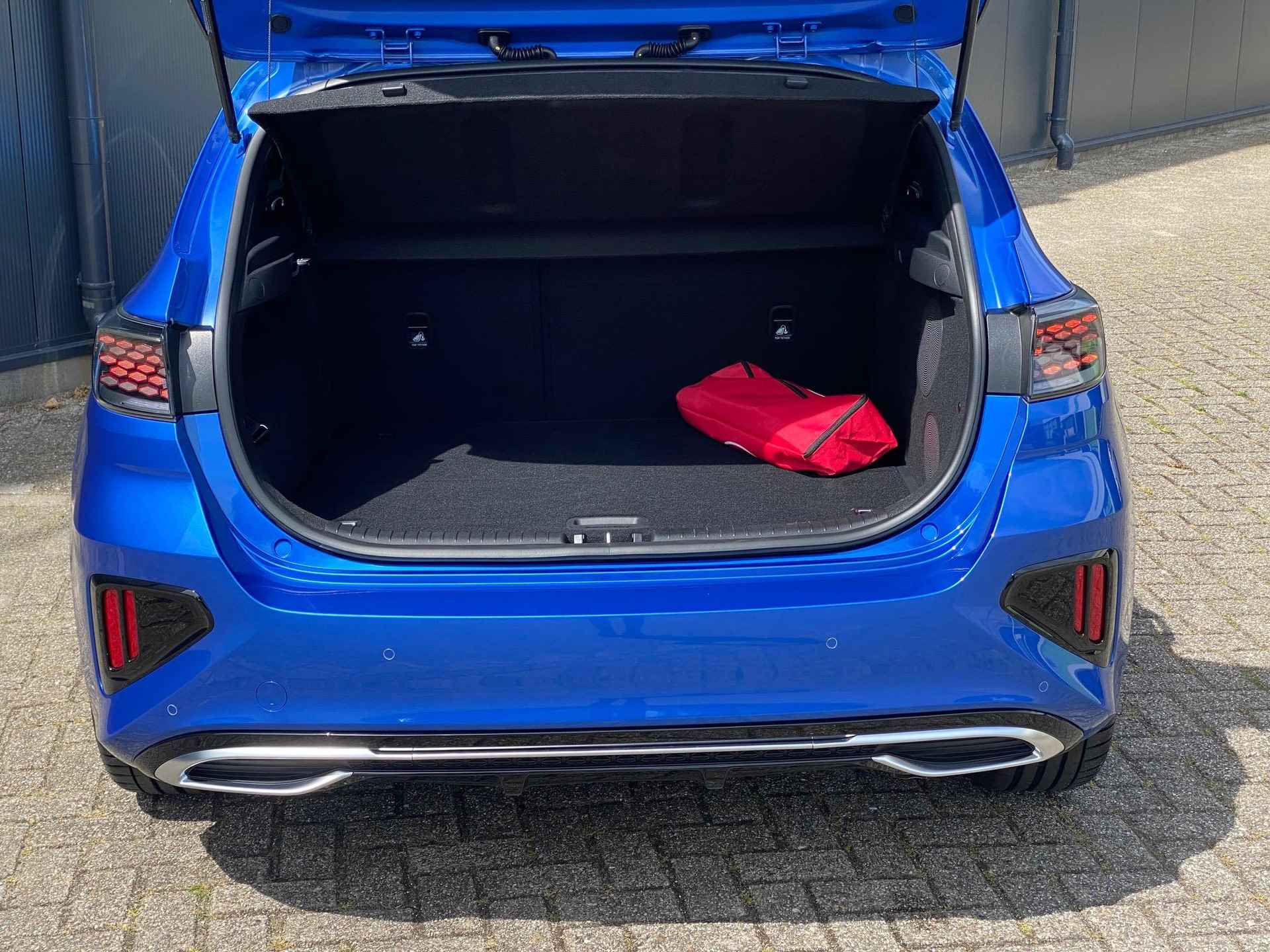 Kia Ceed 1.5 T-GDi GT-PlusLine | *Niet op voorraad* | *Nu te bestellen* | €4.500 actiekorting | Navi | Clima | JBL | 18''LMV | Camera | Memory Seat | Apple Carplay | Android Auto - 32/34