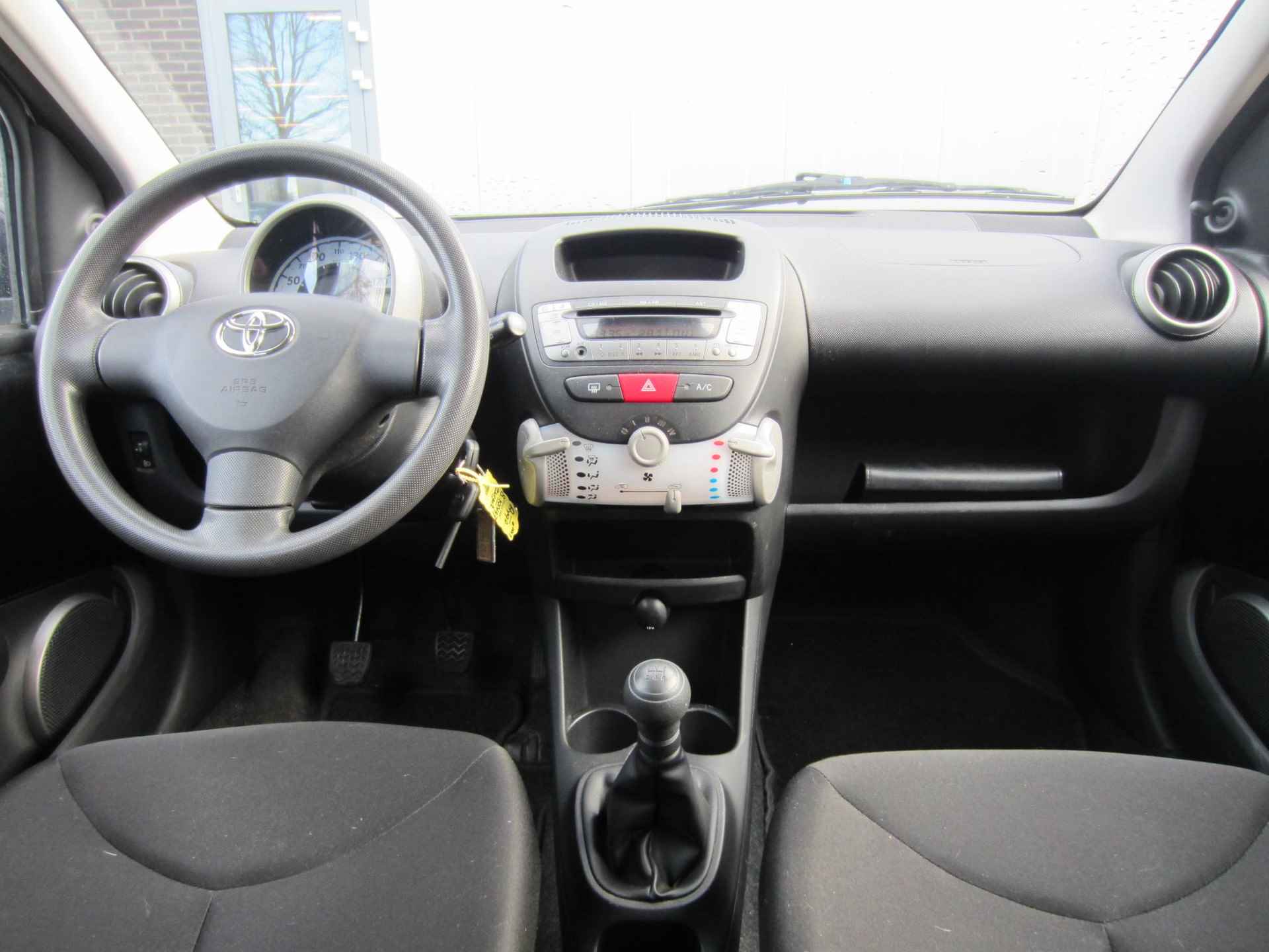 Toyota Aygo 1.0 VVT-i Now Airco - 5/13