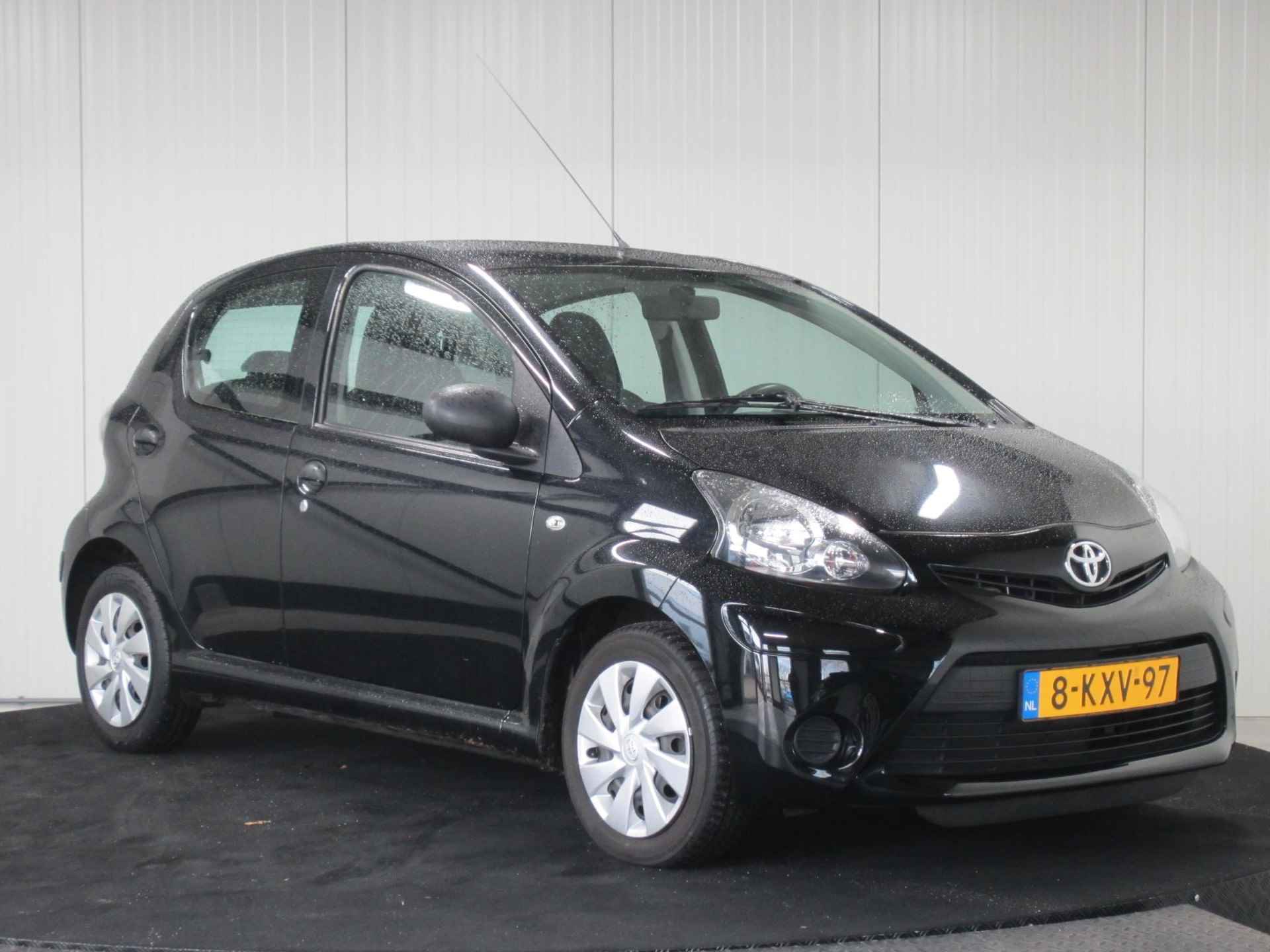 Toyota Aygo 1.0 VVT-i Now Airco - 13/13