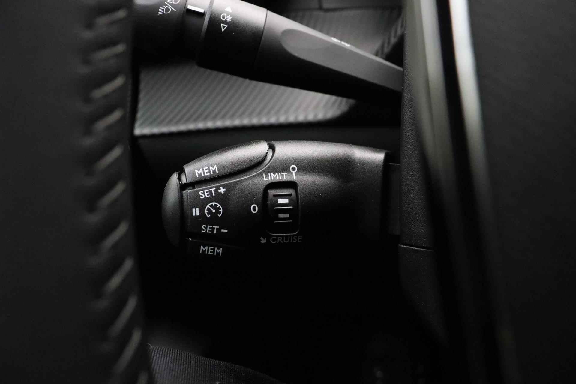 Peugeot e-208 EV Allure Pack 50 kWh | LED | Airco | Cruise | LMV | Camera | Apple Carplay & Android Auto | NIEUW | - 29/34