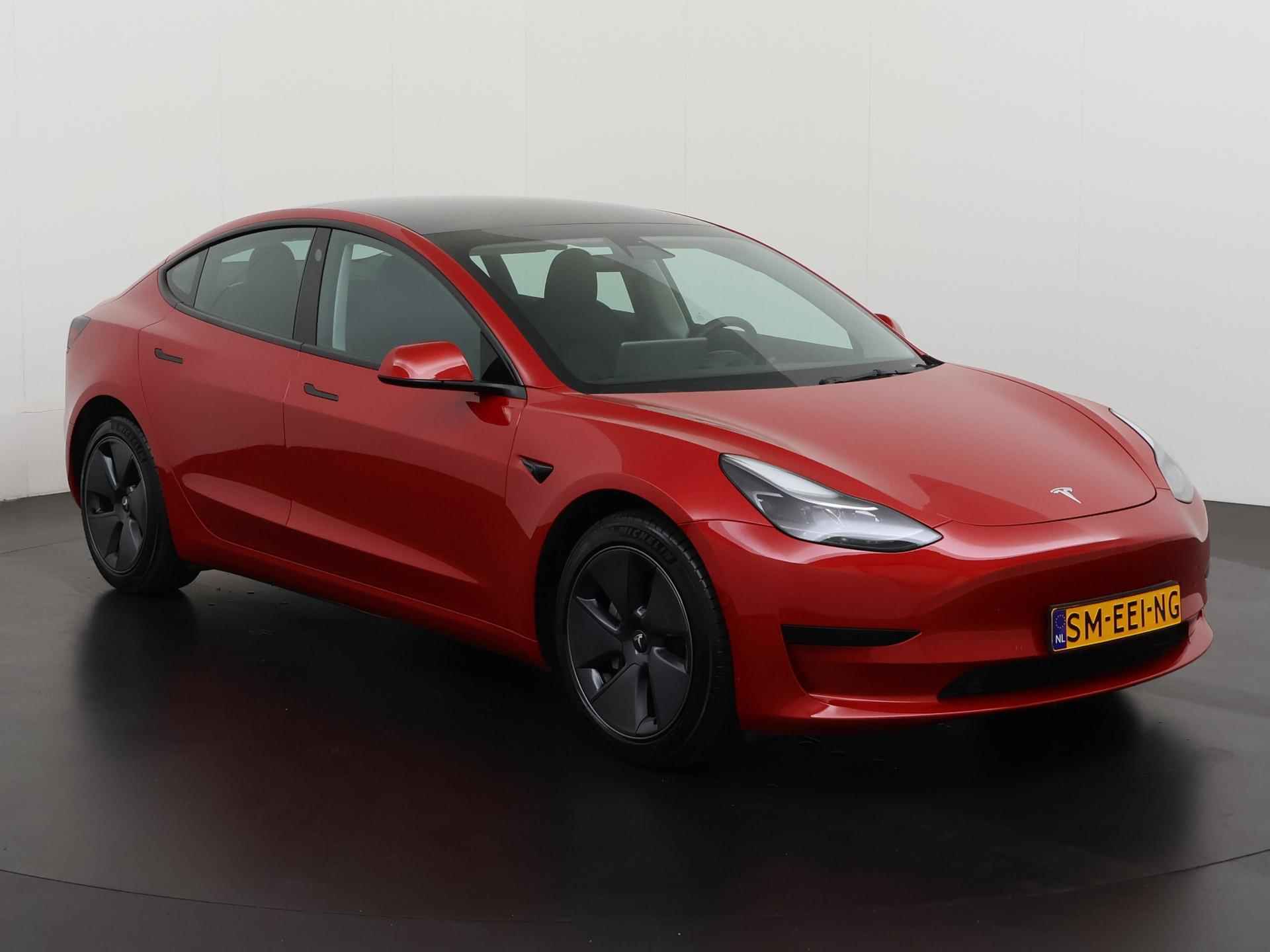 Tesla Model 3 Standard RWD Plus 60 kWh | Zondag Open! - 30/45