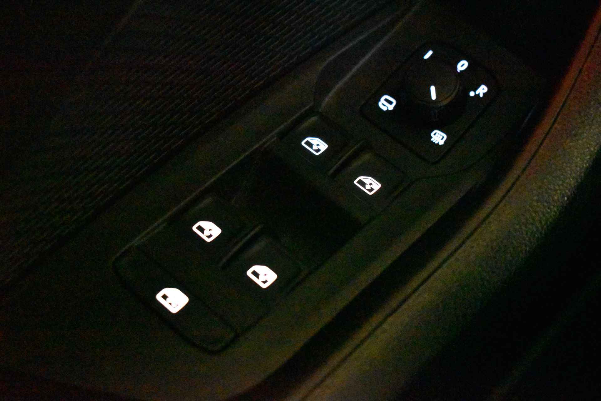 Škoda Octavia E -TSI 110PK DSG STYLE NAVI/CARPLAY/TREKHAAK - 16/31