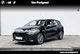 BMW 2 Serie Active Tourer 220i M-Sport /  18" / Trekhaak met elektrisch wegklapbare kogel / Comfort Acces / Parking Assistant / Sport Stoelen