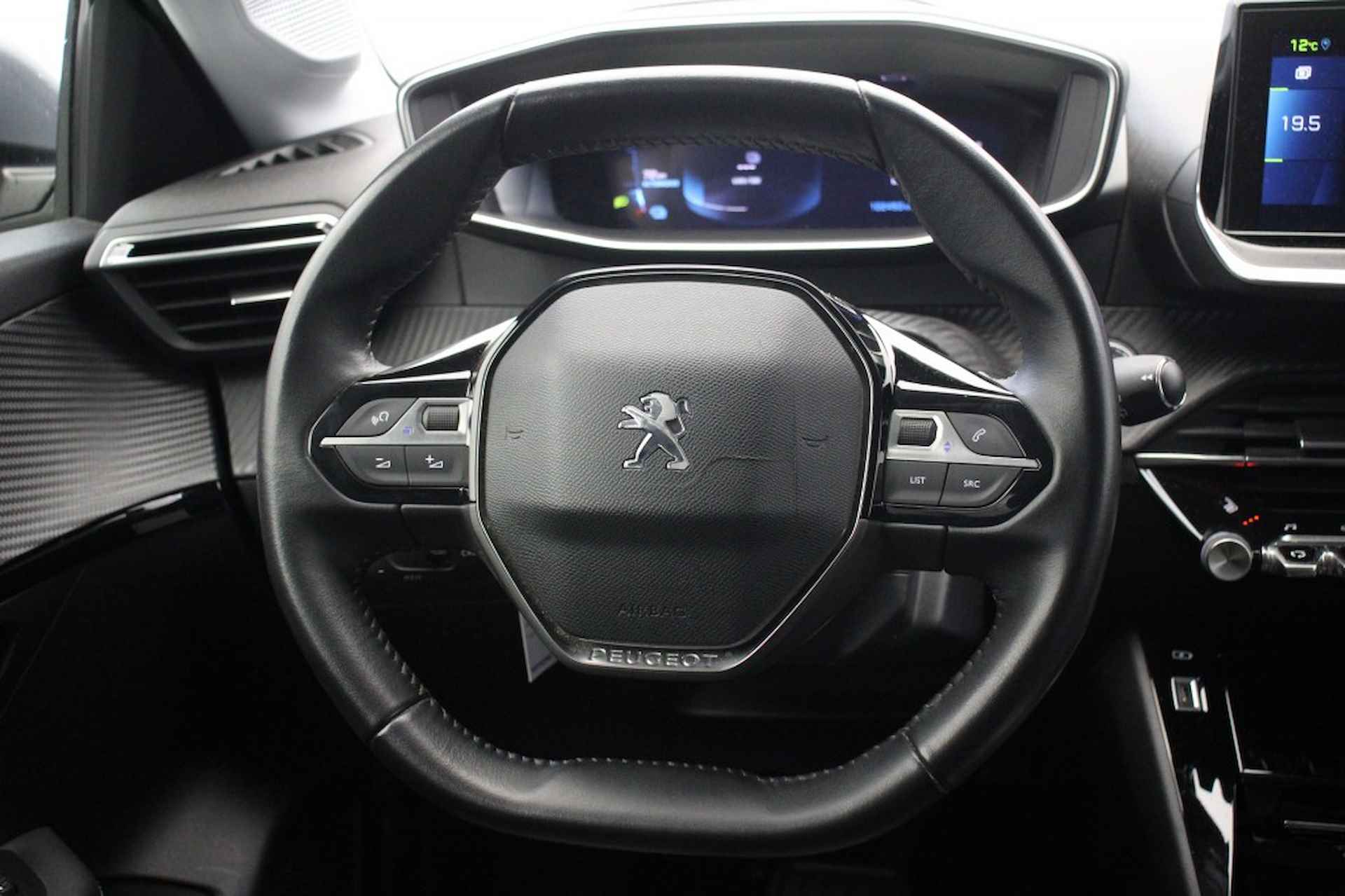 PEUGEOT 208 e-208 Allure 50 kWh - Carplay, Camera - 21/35