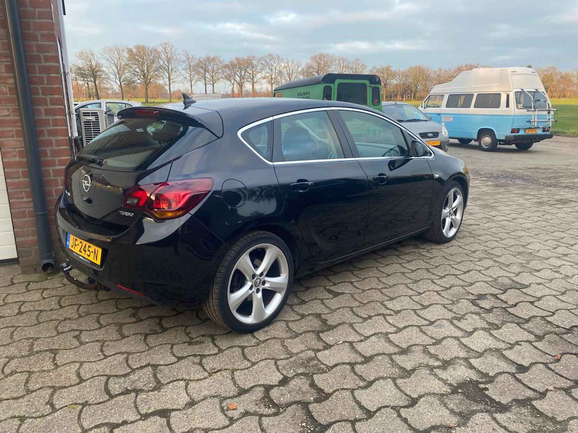 Opel Astra 1.6 T Executive - 4/15