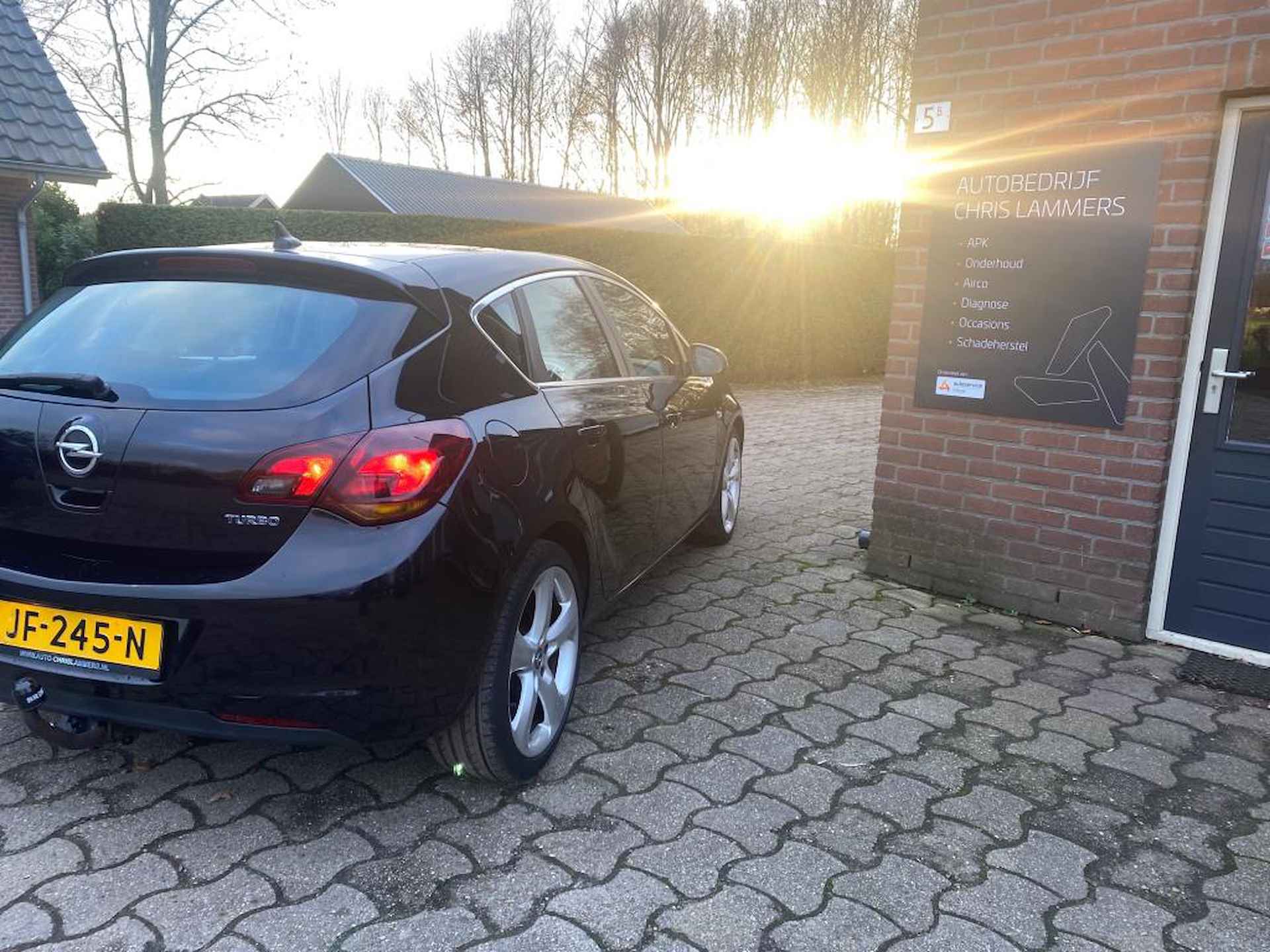 Opel Astra 1.6 T Executive - 6/15