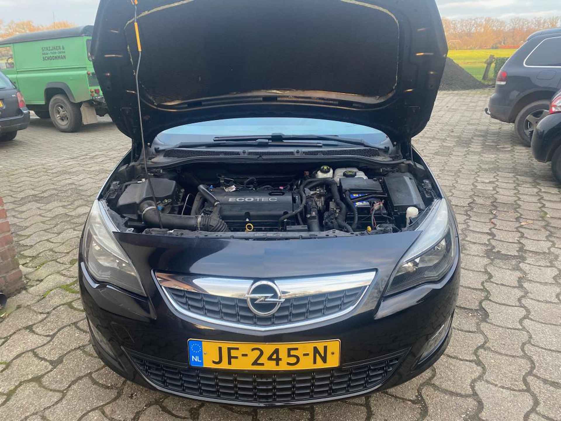 Opel Astra 1.6 T Executive - 9/15