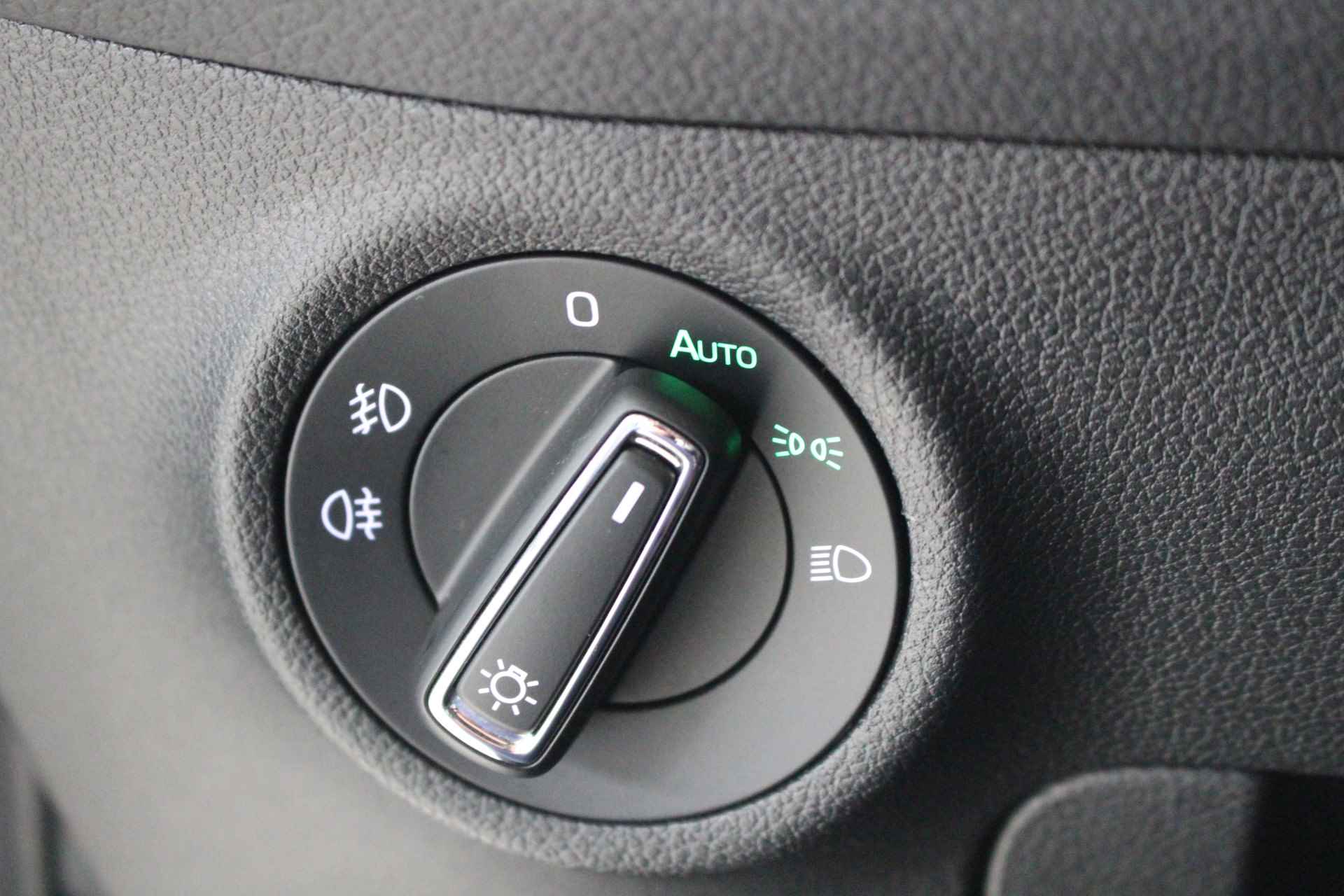 Škoda Kodiaq 1.5 TSI DSG Style 7-Persoons Navigatie | Apple Carplay | Android Auto | Stoelverwarming | Parkeersensoren . - 20/33