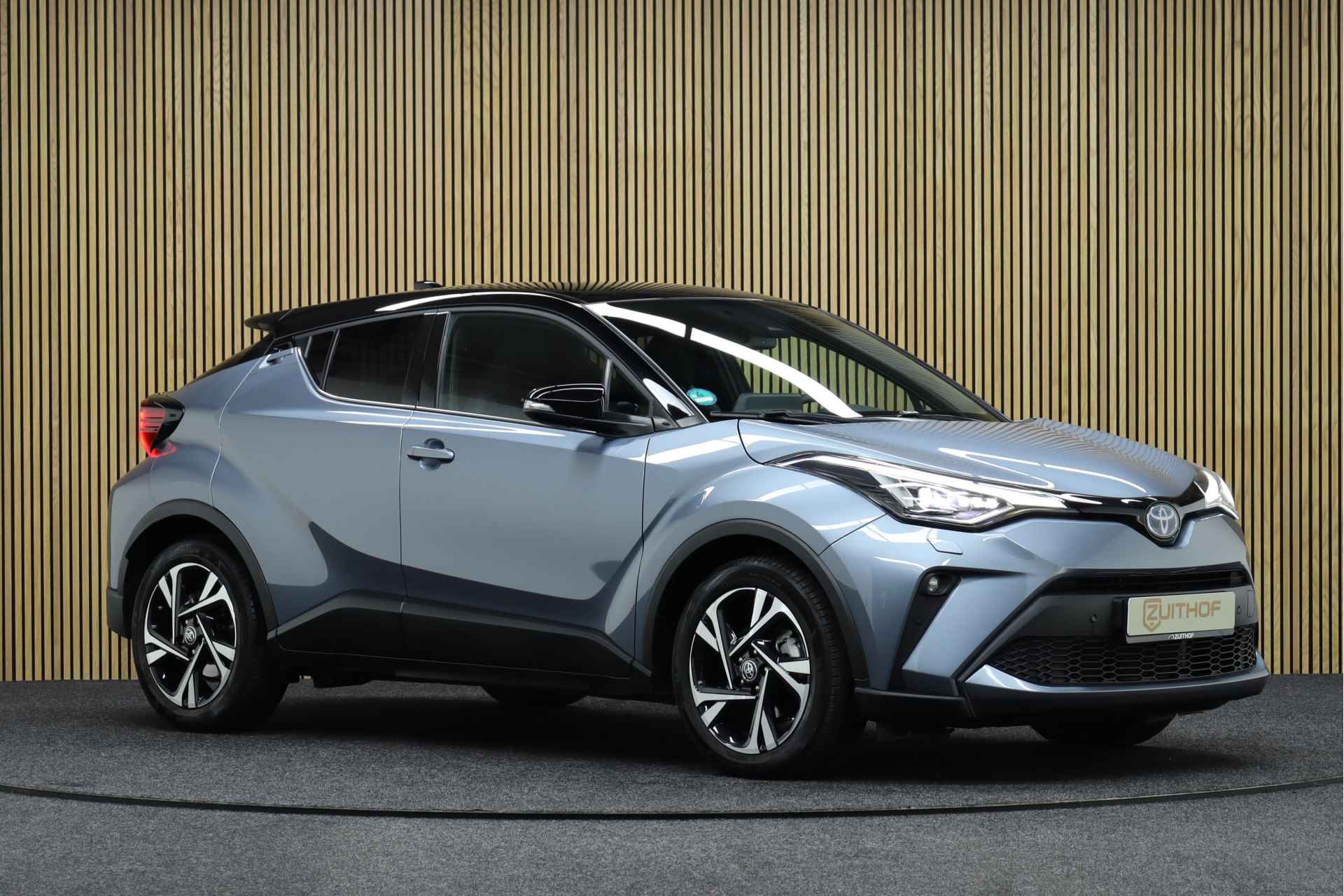 Toyota C-HR 2.0 Hybrid 184PK Style Bi-Tone | Adaptive-cruise | Apple Carplay & Android Auto | Camera | Dodehoekdetectie | Keyless | Afneembare Trekhaak | Winterpakket - 13/51