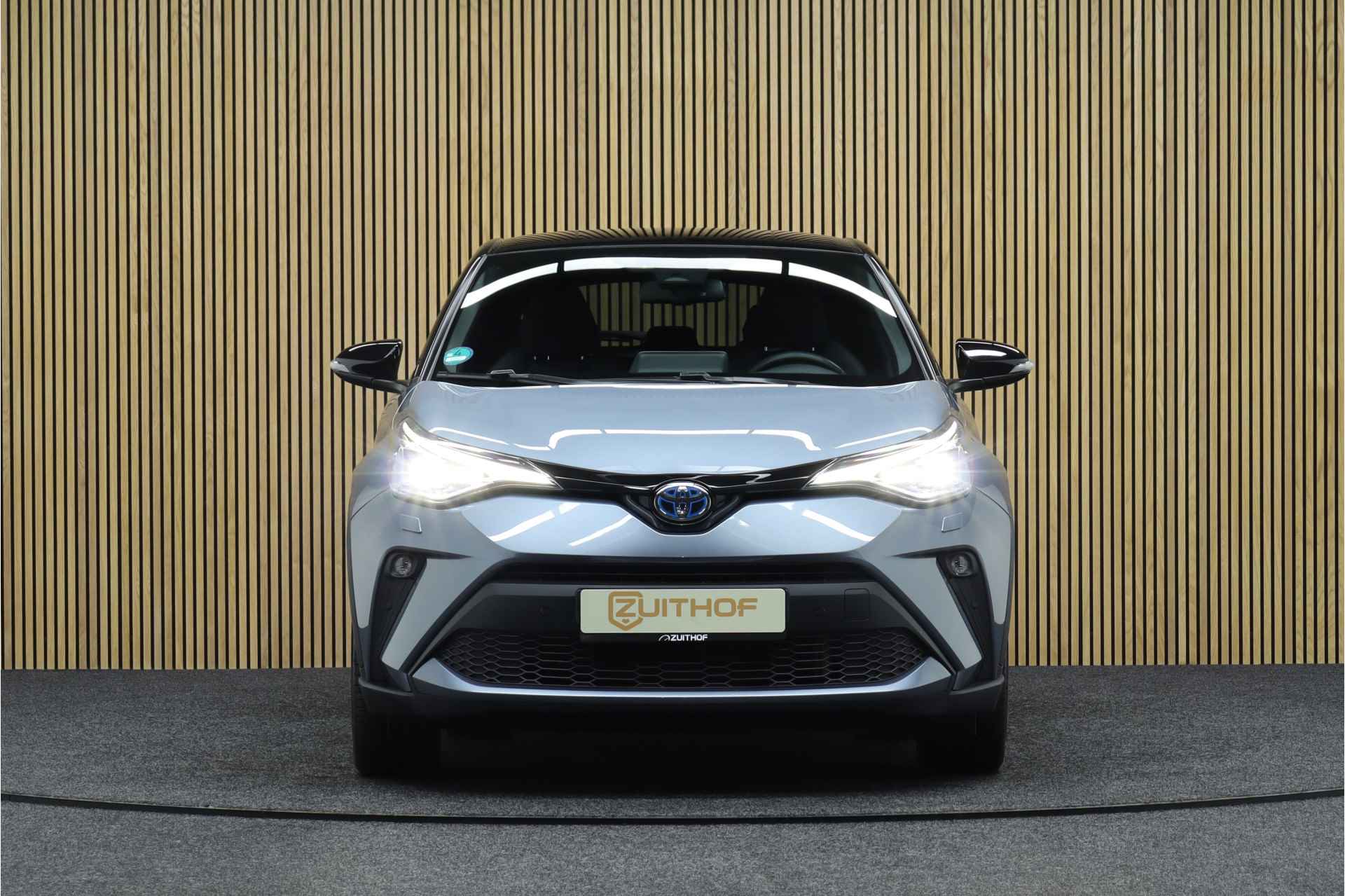 Toyota C-HR 2.0 Hybrid 184PK Style Bi-Tone | Adaptive-cruise | Apple Carplay & Android Auto | Camera | Dodehoekdetectie | Keyless | Afneembare Trekhaak | Winterpakket - 15/51