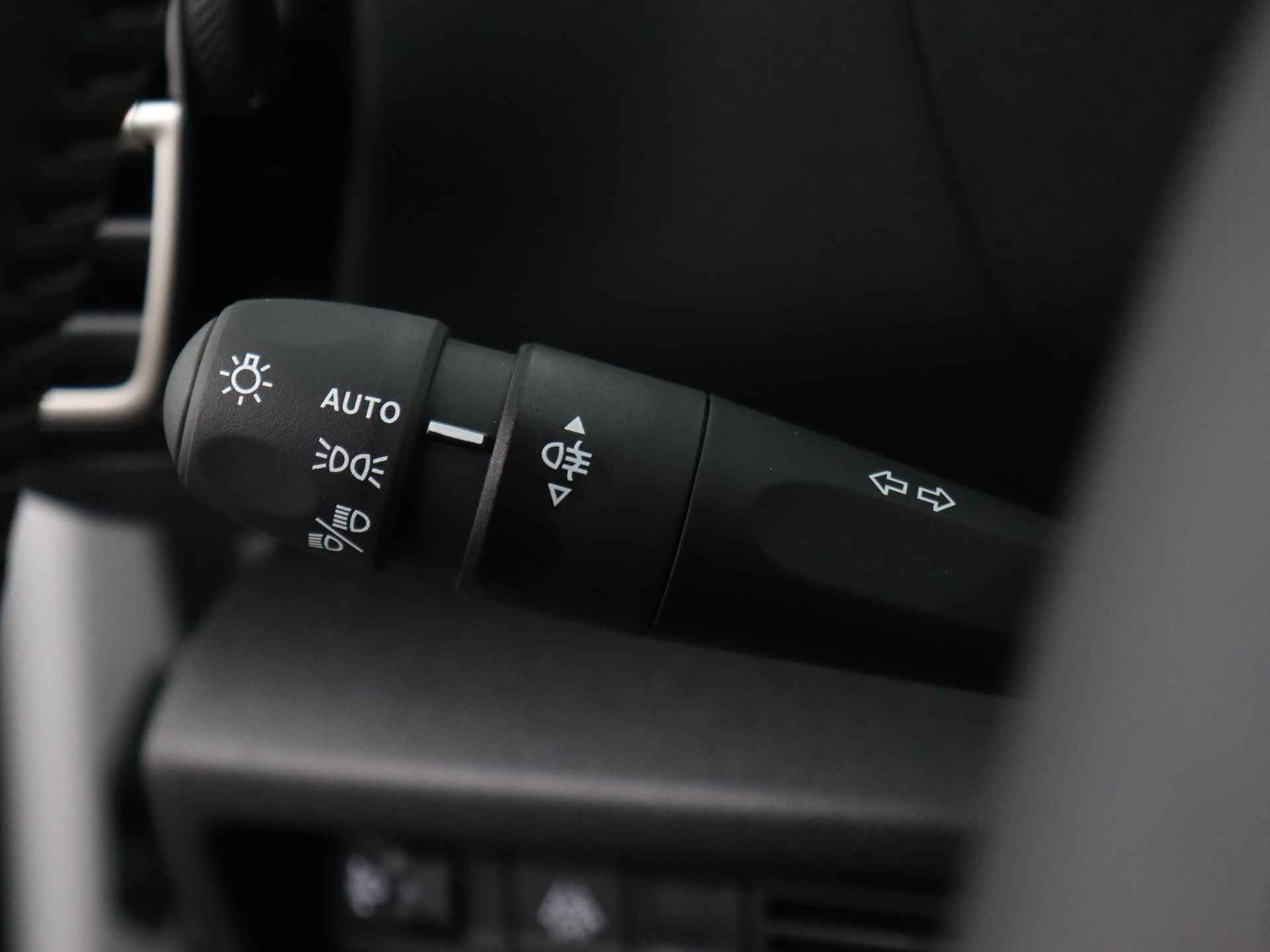 Citroën Ë-C4 You 50 kWh | Rijklaar | Apple Carplay | Comfort Seats | - 19/27
