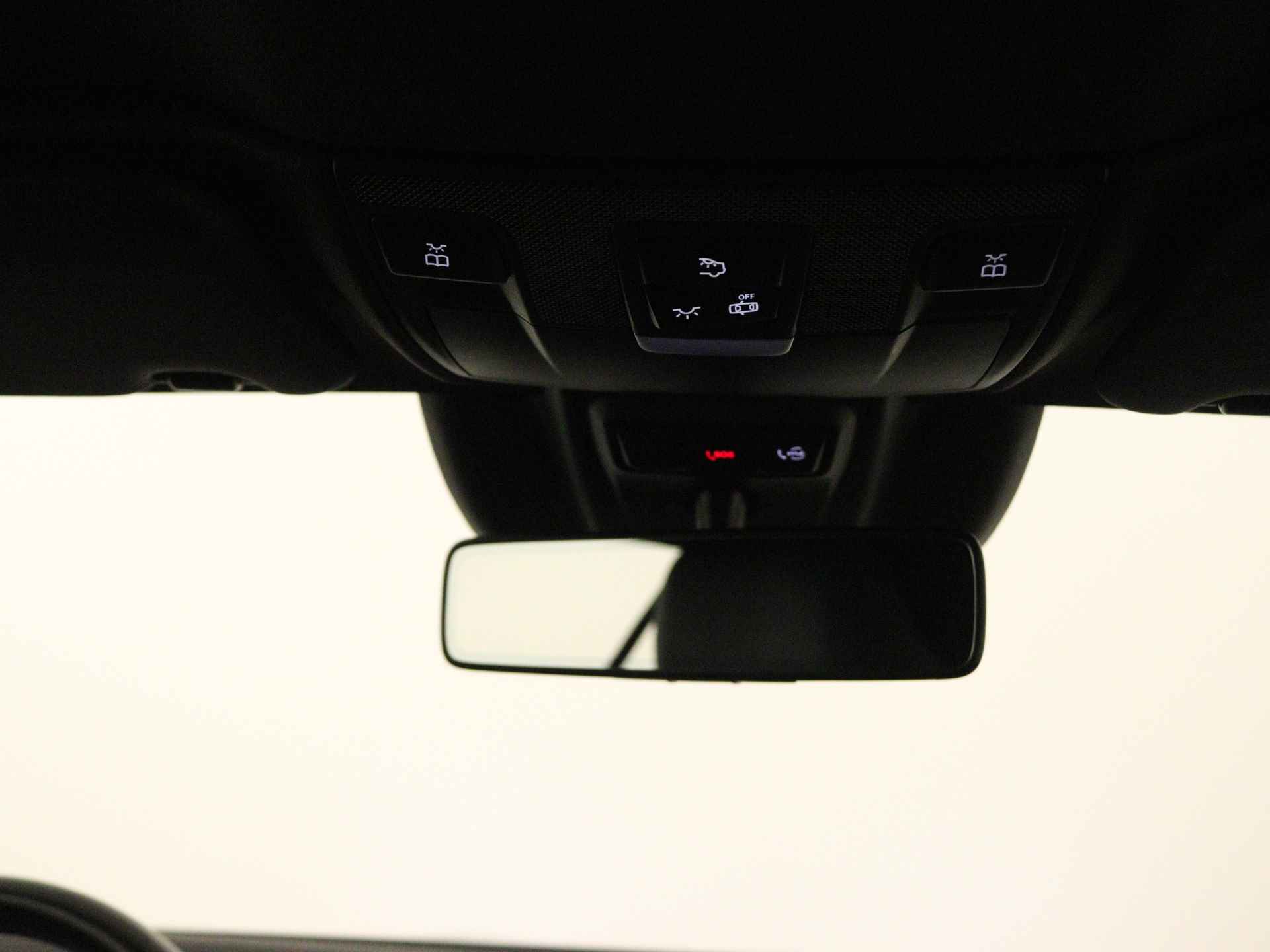 Mercedes-Benz E-Klasse Cabrio 200 Premium Plus Limited | AMG | Sfeerverlichting | Navigatie | Memory Seats | Stoel+Nekverwarming |  Parkeersensoren + Camera | Inclusief 24 MB Premium Certified garantie voor Europa. - 26/42