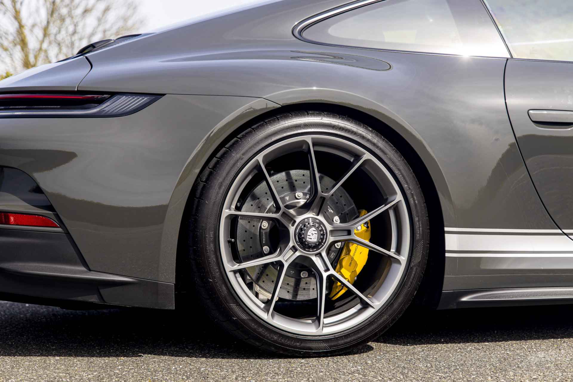Porsche 911 4.0 GT3 Touring | PCCB | LED Matrix | Carbon dak | Interieur Carbon mat | Adapt. stoelen | Bose | Geen circuit km! | Liftsysteem vooras | incl. Winterset en gereedschap - 15/61