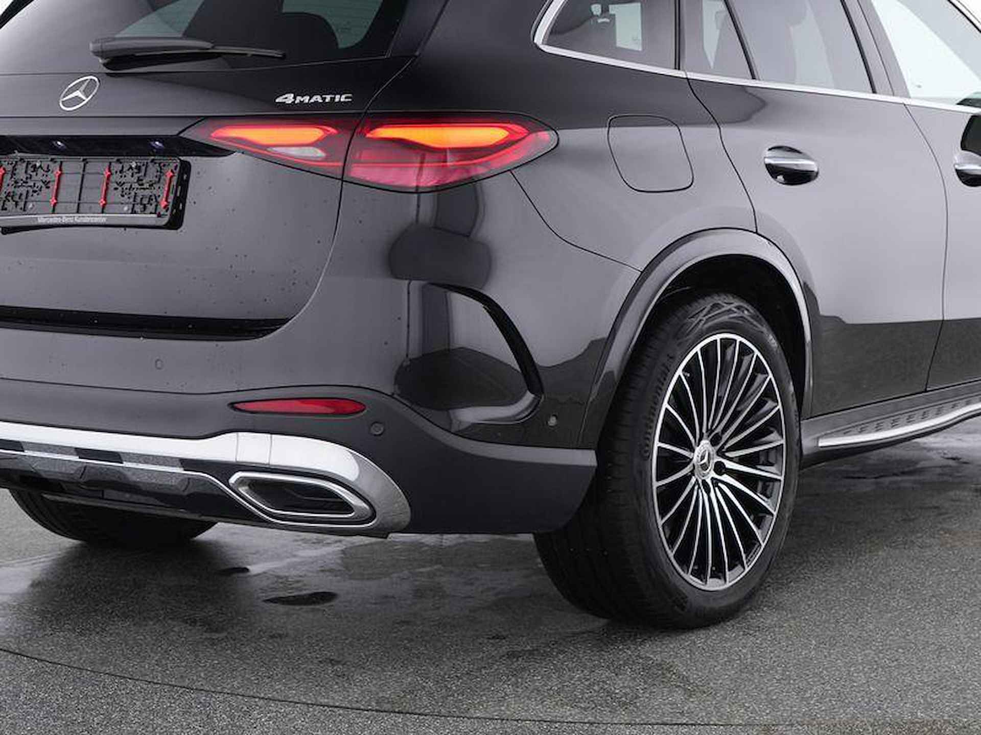 Mercedes-Benz GLC-klasse 300e 4MATIC AMG Line | Premium plus | Techniek pakket | Rij assistentie | Trekhaak | Panoramadak | - 10/11