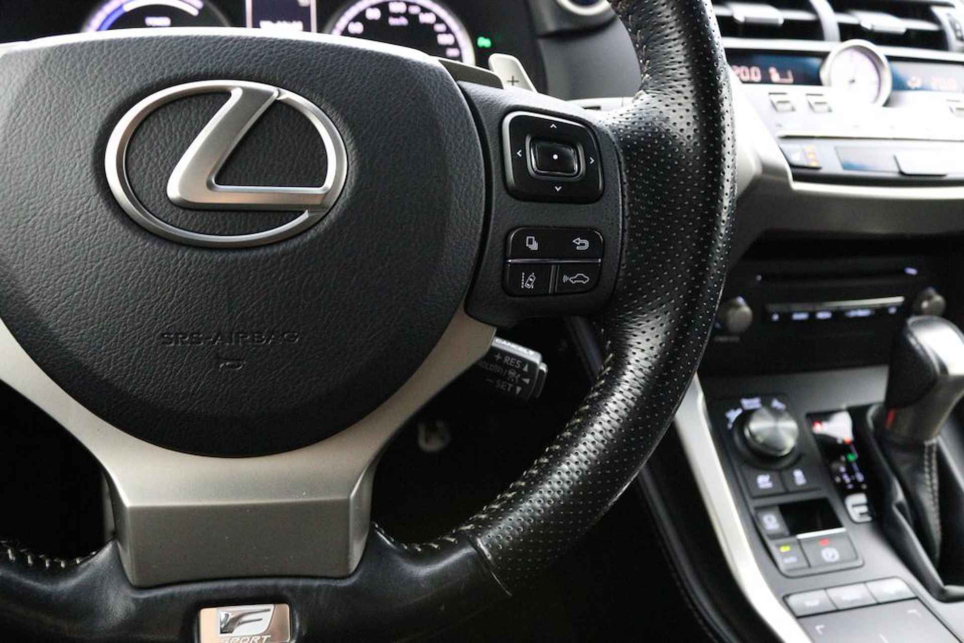 Lexus NX 300h AWD F Sport Line | Apple Carplay | Adaptief demping systeem | Stoelverwarming - 20/47