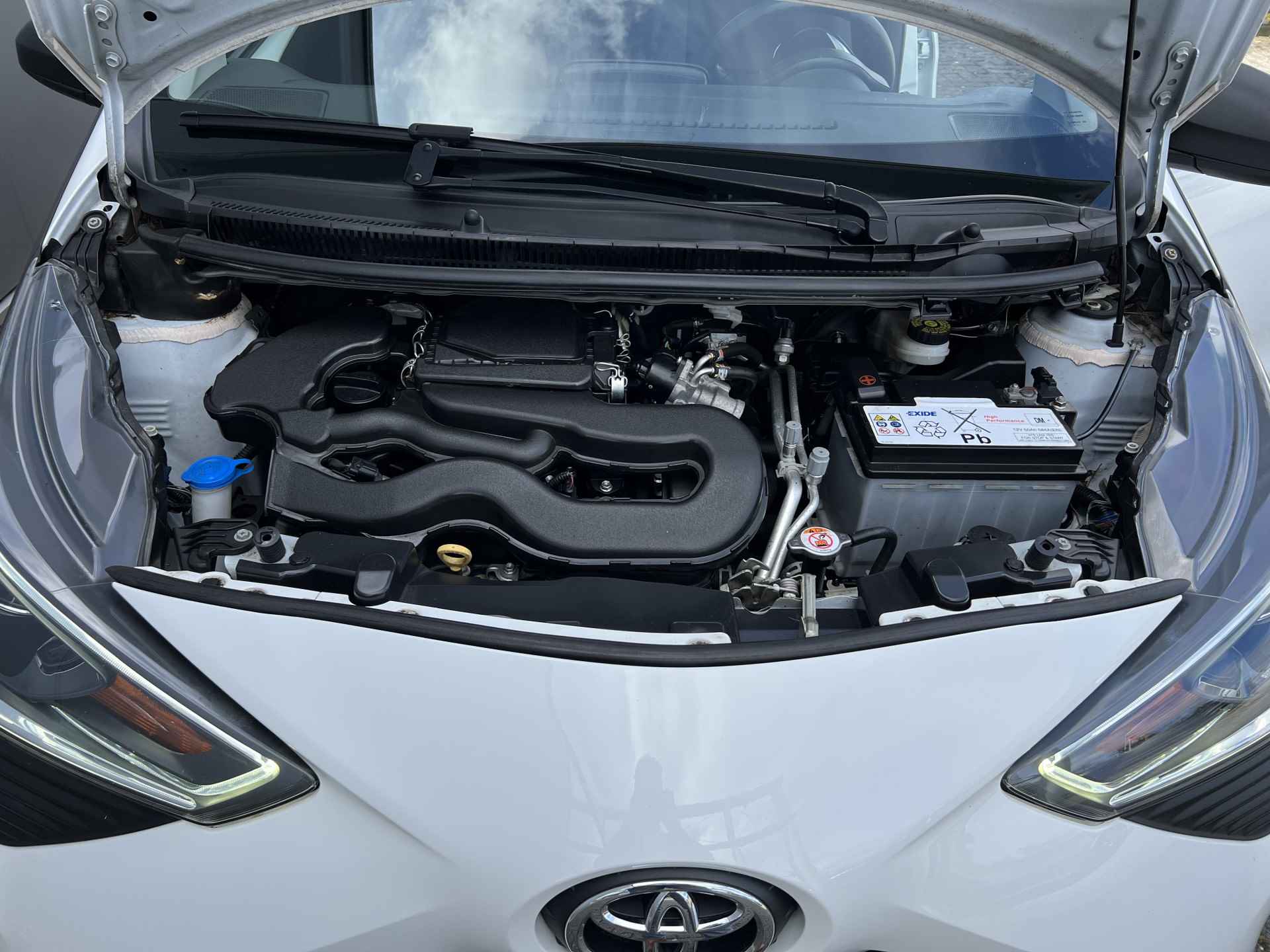 Toyota Aygo 1.0 VVT-i x-fun dealer onderhouden | NL Auto | Airco - 19/27