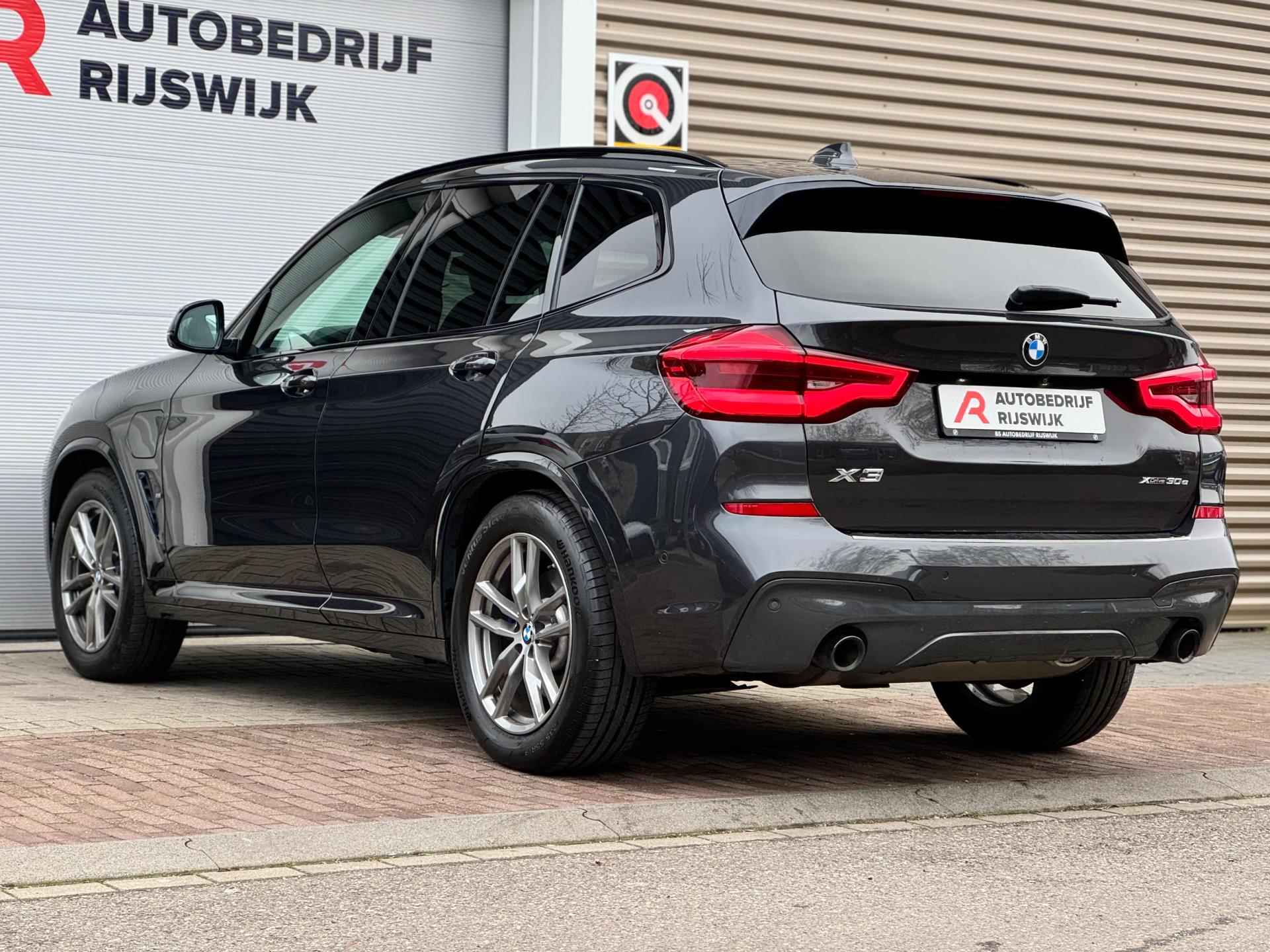 BMW X3 XDrive30e High Executive Pano/360/Head-Up - 10/26