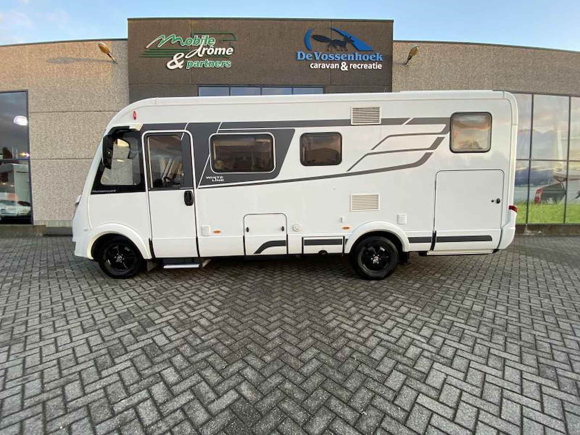 Hymer BMC-I 600  full options - 5/23