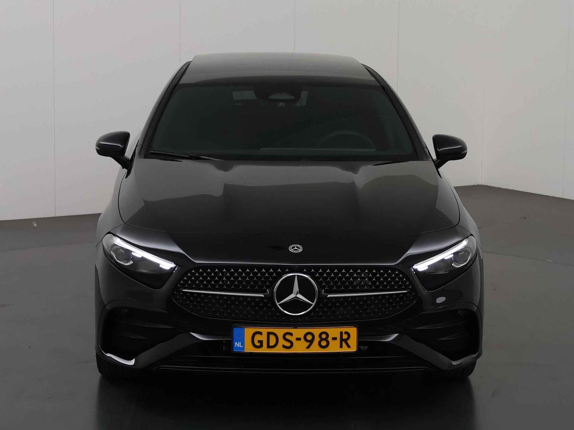 Mercedes-Benz A-klasse 250 e AMG Line | elektrisch glazen panorama-dak | matrix LED koplampen | - 4/50