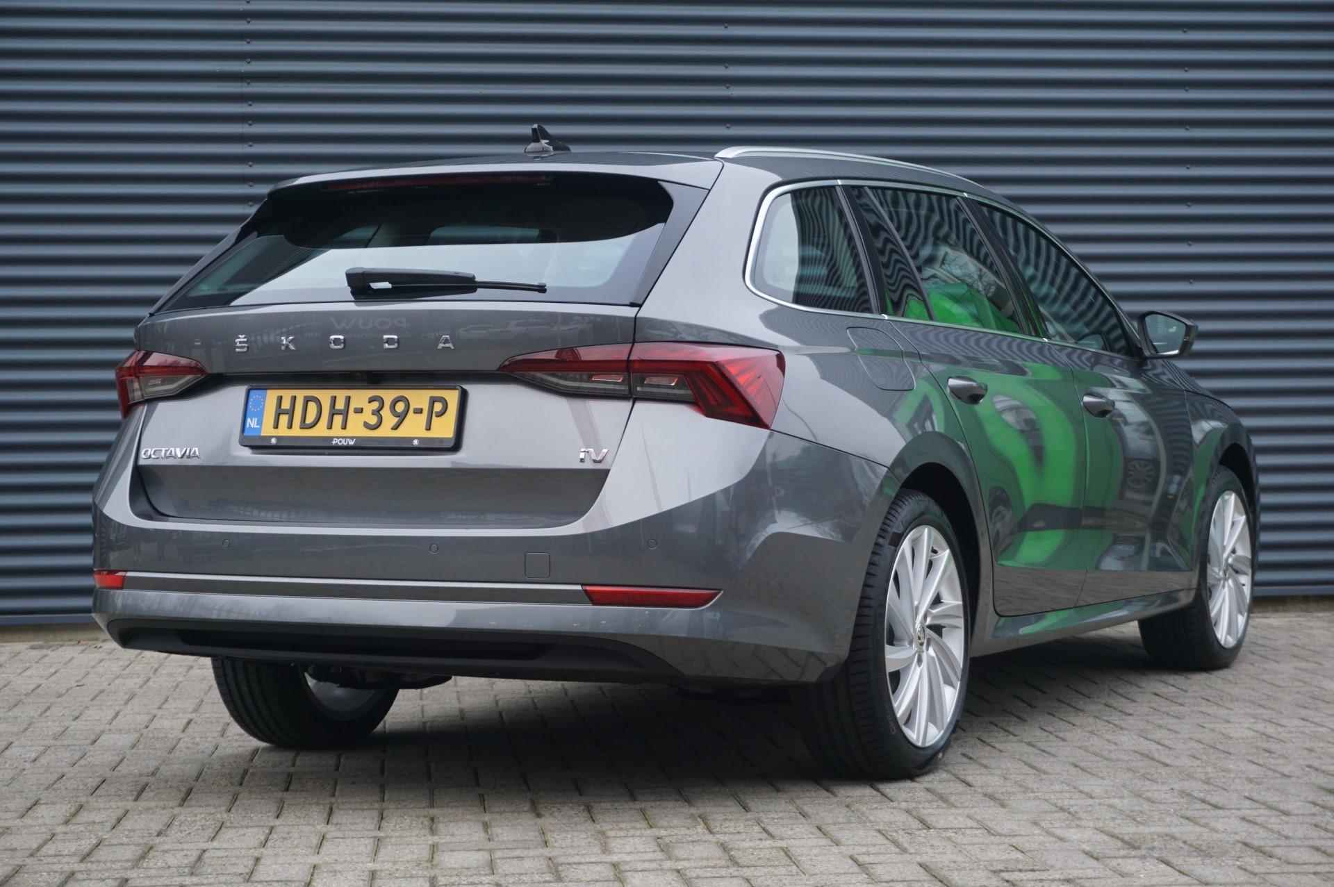 Skoda Octavia Combi 1.4 TSI 204pk iV PHEV Business Edition | Stoelverwarming | PDC Voor & Achter | Achteruitrijcamera | SmartLink - 2/49