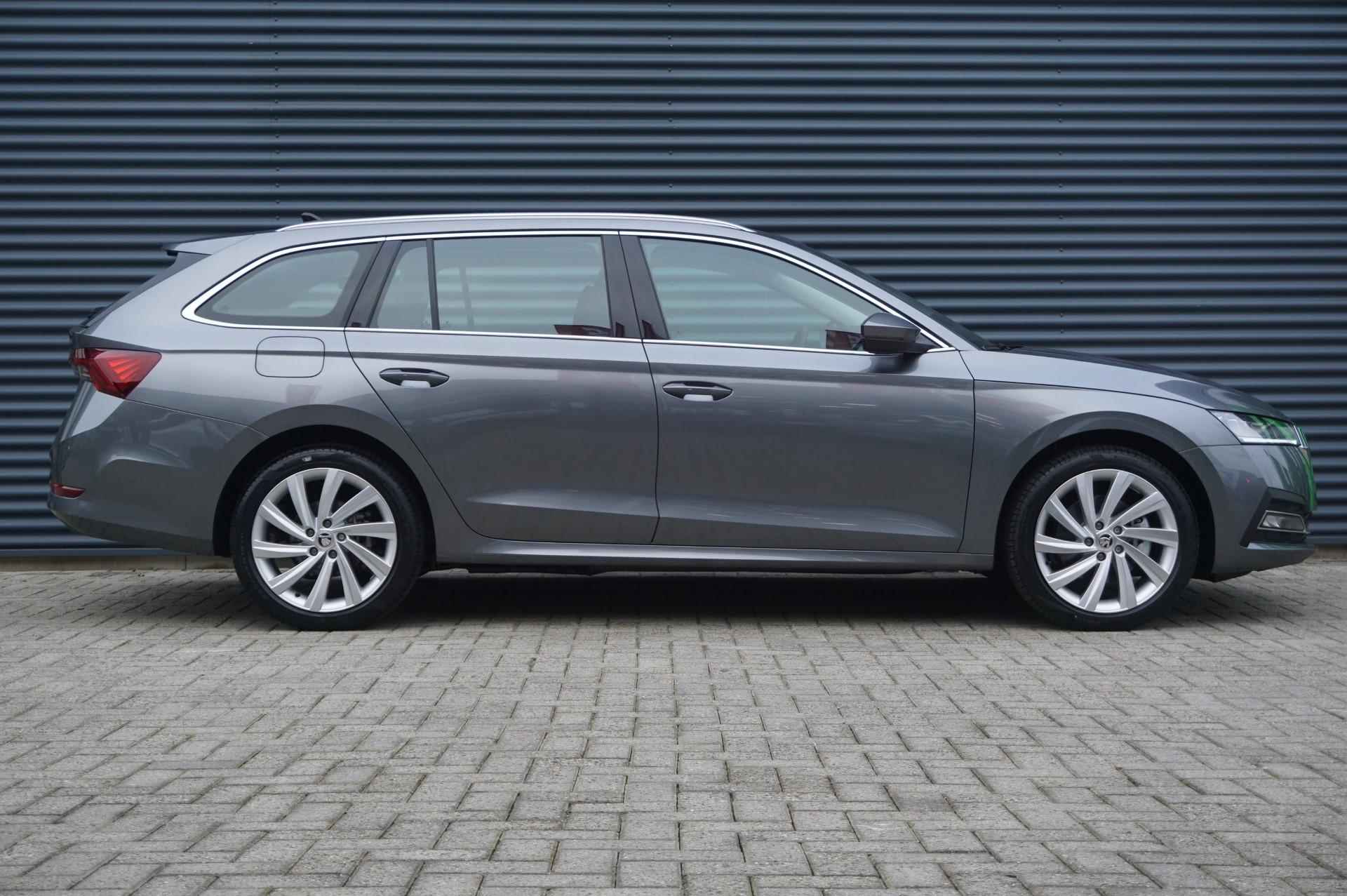 Skoda Octavia Combi 1.4 TSI 204pk iV PHEV Business Edition | Stoelverwarming | PDC Voor & Achter | Achteruitrijcamera | SmartLink - 3/49