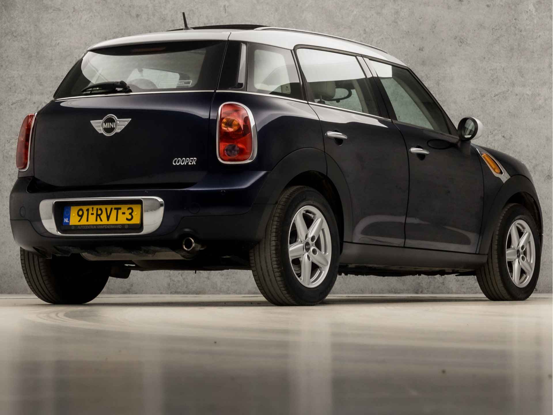 MINI Countryman 1.6 Cooper Luxury (PANORAMADAK, CLIMATE, STOELVERWARMING, CRUISE, LEDEREN SPORTSTOELEN, ARMSTEUN, PARKEERSENSOREN, NIEUWE APK, LM VELGEN, NIEUWSTAAT) - 5/31