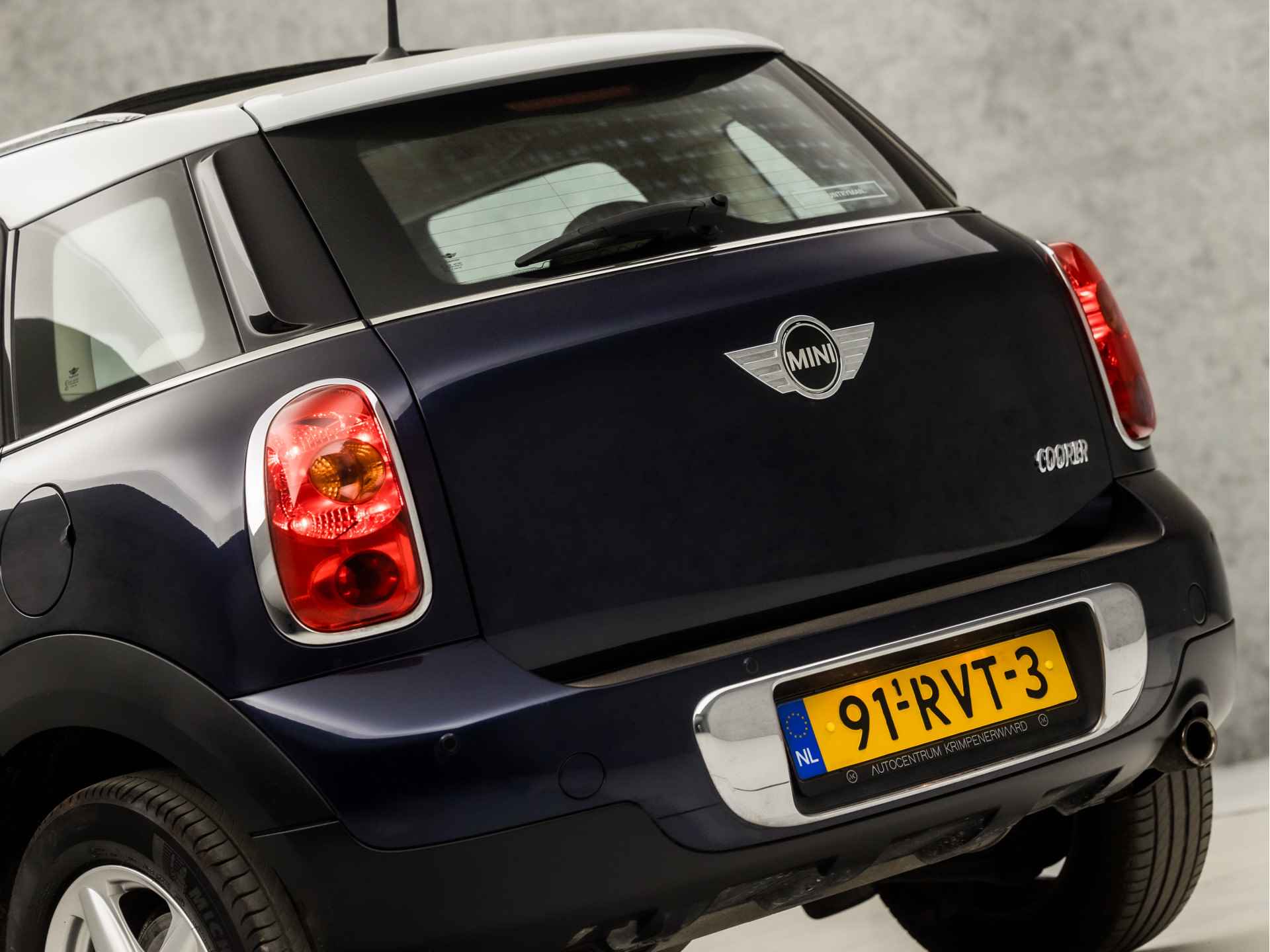 MINI Countryman 1.6 Cooper Luxury (PANORAMADAK, CLIMATE, STOELVERWARMING, CRUISE, LEDEREN SPORTSTOELEN, ARMSTEUN, PARKEERSENSOREN, NIEUWE APK, LM VELGEN, NIEUWSTAAT) - 14/31