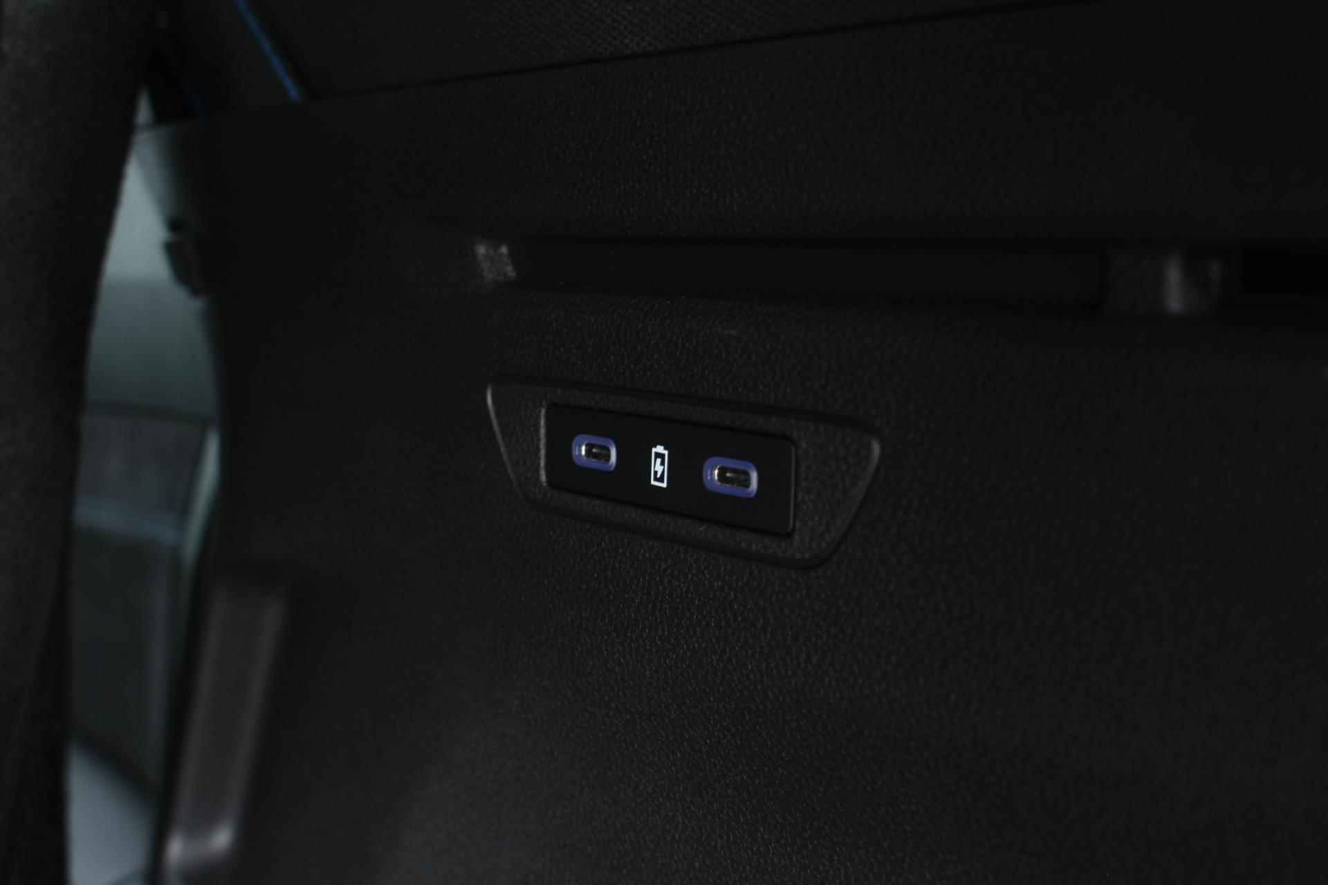 Renault Espace 1.2 E-Tech Hybrid 200Pk Esprit Alpine | Head-up Display | Pack Advanced Driving Assist | Harman Kardon Geluidsysteem | Matrix Led Beam Koplampen | Pack Around View Camera | Lederen bekleding | - 40/49