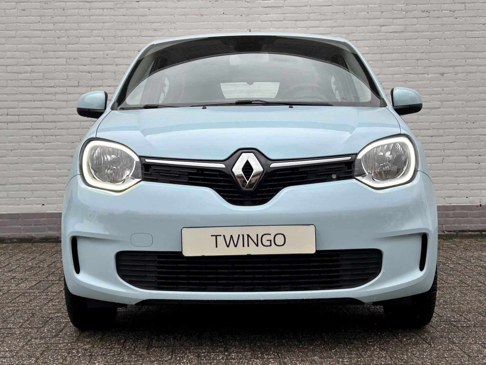 Renault Twingo Z.E. R80 E-Tech Equilibre 22 kWh Automaat / Koop accu / Dealer onderhouden / 3 fase laden / Stoelverwarming / Navigatie via Apple Carplay Android / - 5/33