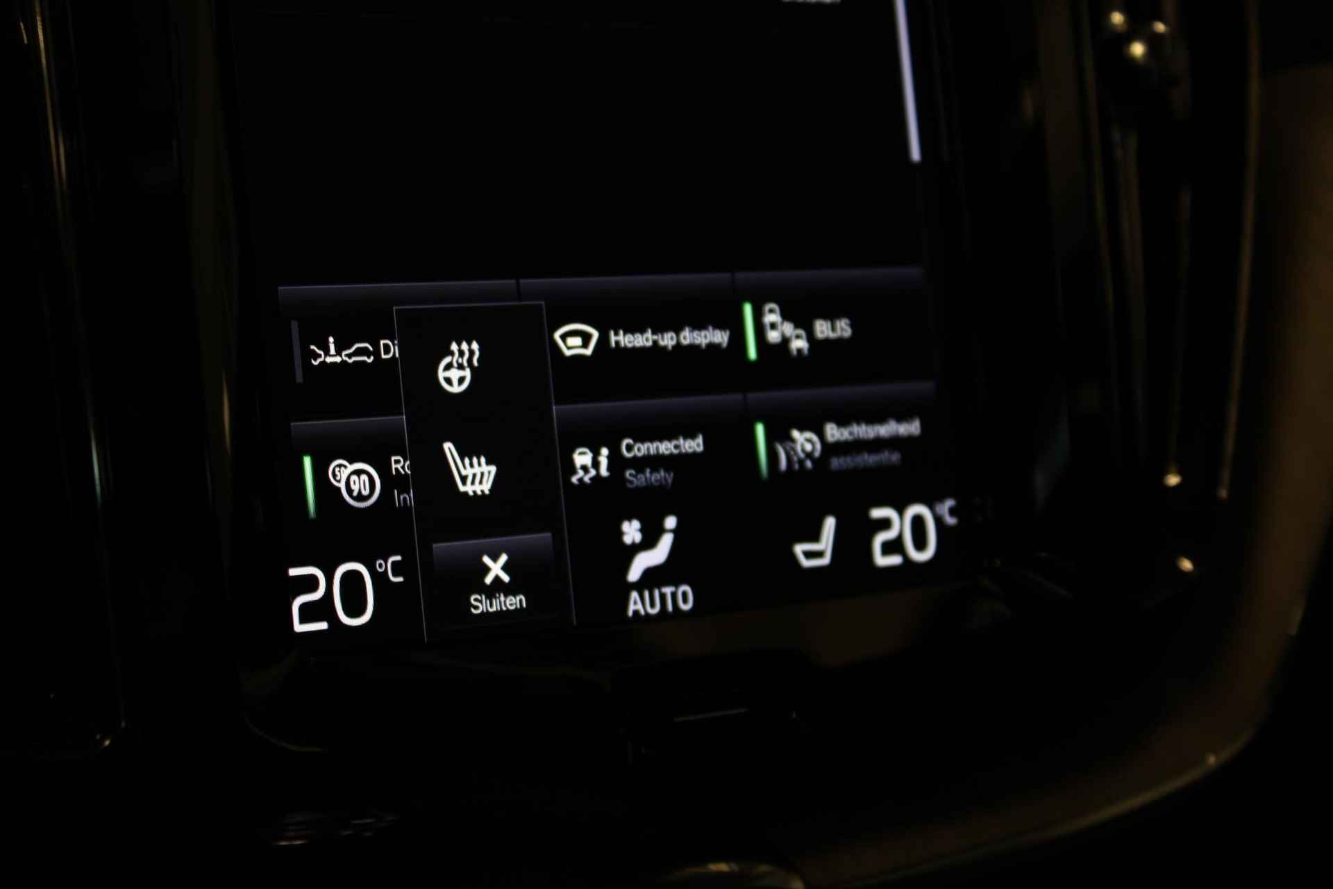 Volvo XC60 2.0 T8 Twin Engine AWD Inscription Panorama dak, 360 graden camera, Trekhaak, Head up Display, - 15/36