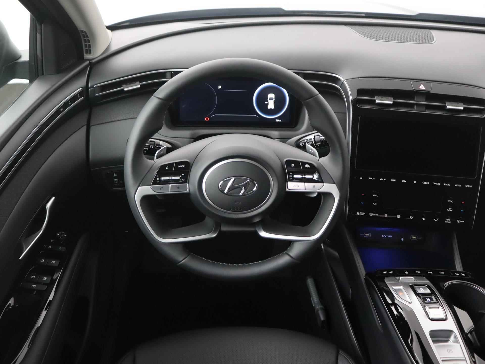 Hyundai Tucson 1.6 T-GDI PHEV Premium 4WD Incl. €6000,- korting - 25/29