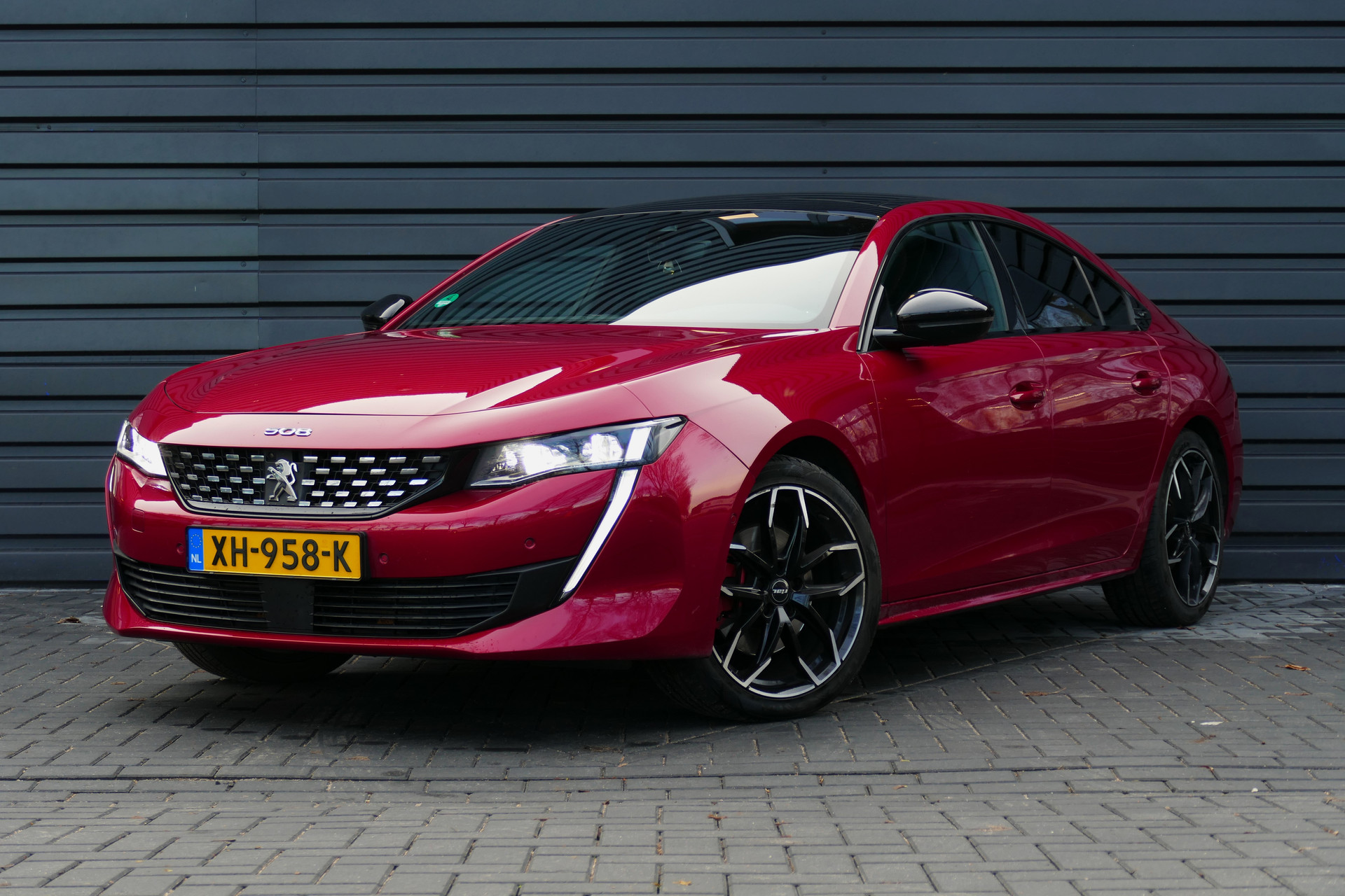 Peugeot 508 1.6 PURETECH 225PK 5-DRS FIRST EDITION AUTOMAAT