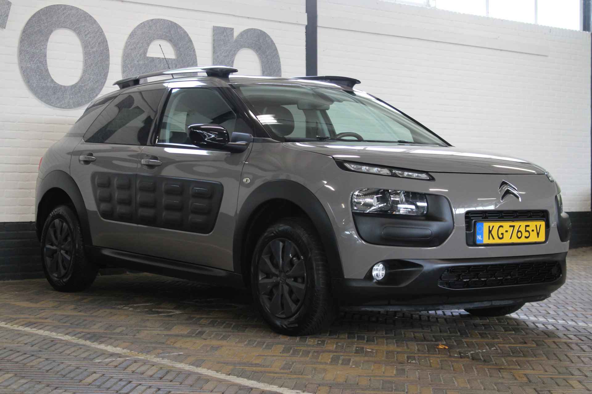 Citroën C4 Cactus 1.2 PureTech Shine | Incl. 12 maanden garantie | Navigatie | Cruise control | Climate control | DAB radio | Regensensor | 1e eigenaar | Parkeersensoren + Achteruitrijcamera | - 18/43