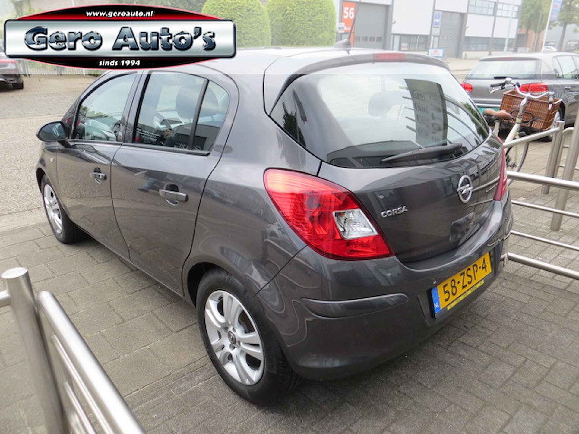 Opel Corsa 1.2 EcoFlex Anniversay Edition LPG 5 deurs ,airco lmv elec pakket - 4/18