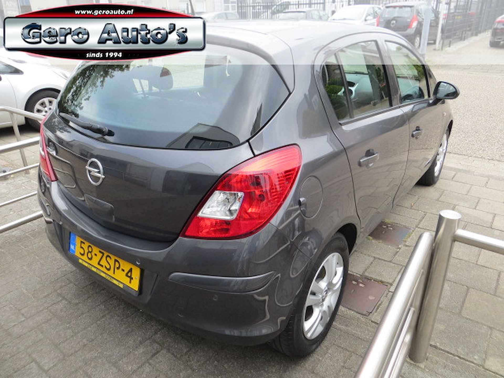 Opel Corsa 1.2 EcoFlex Anniversay Edition LPG 5 deurs ,airco lmv elec pakket - 10/18