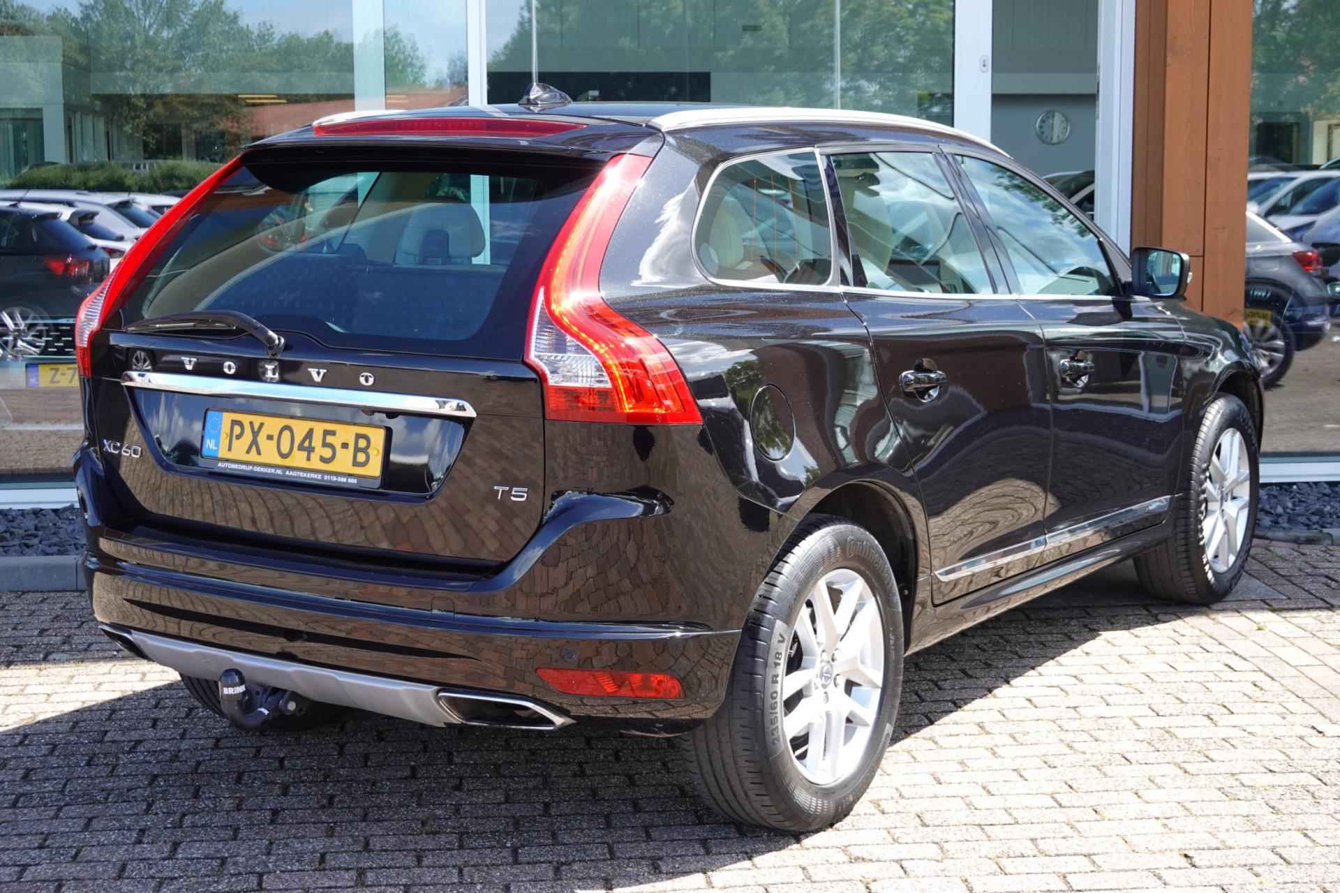 Volvo XC60 2.0 T5 FWD Polar+ - 4/47