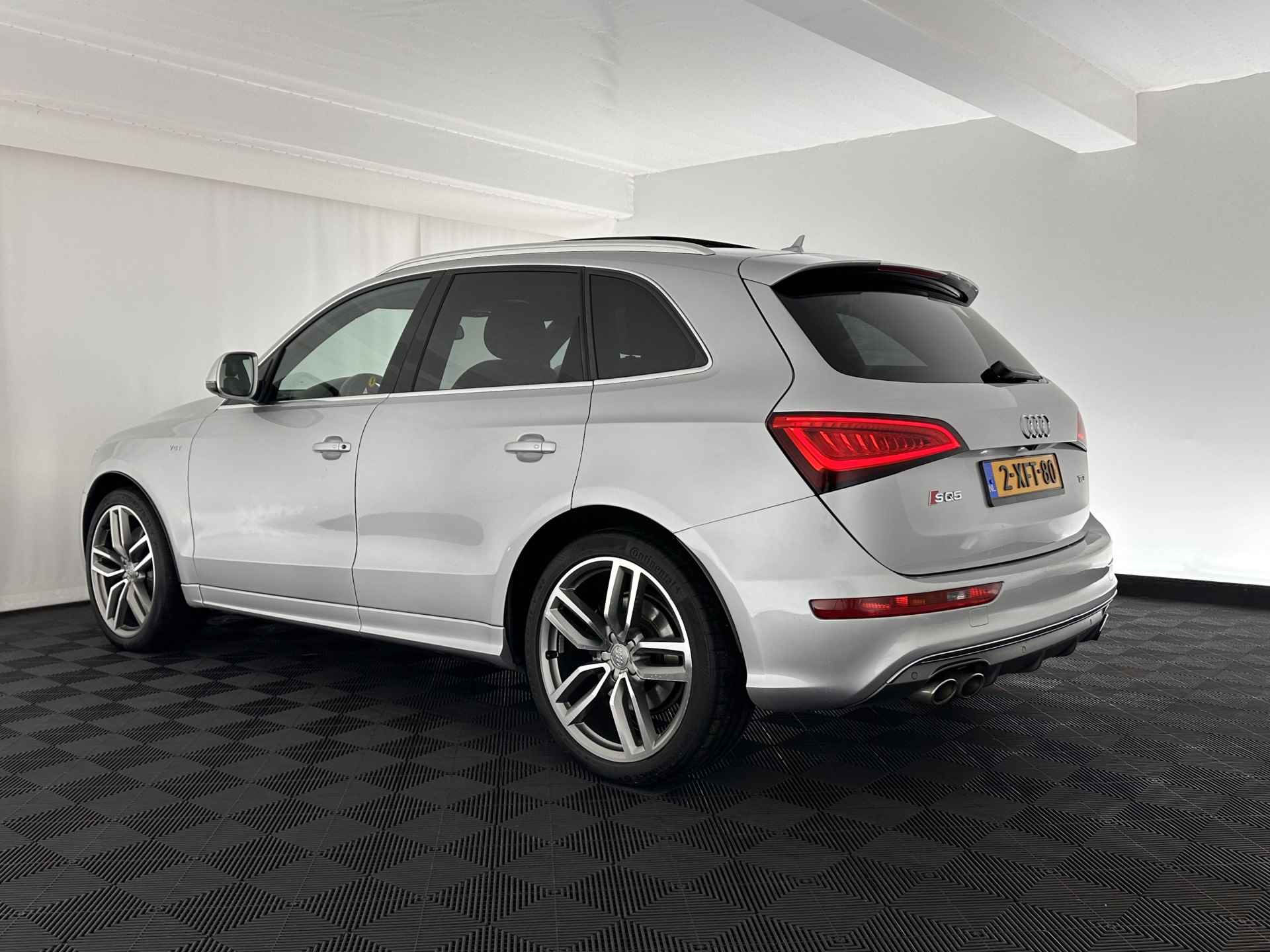 Audi SQ5 3.0 TDI Quattro S-Line-Sportpack Aut. *PANO | NAPPA-FULL-LEATHER | ADAPT.CRUISE | BANG/OLUFSEN-AUDIO | BLIND-SPOT | BI-XENON | MEMORY-PACK | KEYLESS | CAMERA | SHIFT-PADDLES | NAVI-FULLMAP | SPORT-SEATS | 21''ALU* - 4/33