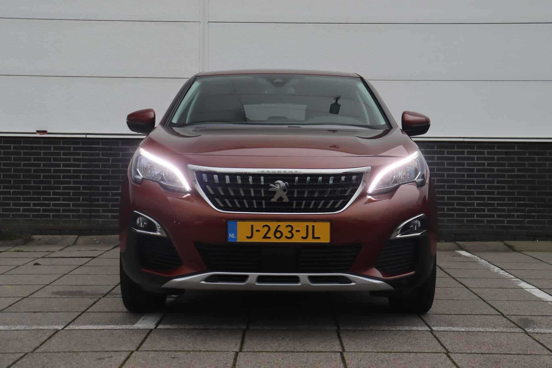 Peugeot 3008 1.2 PureTech Allure * Camera * Navi * Apple Carplay * - 2/43