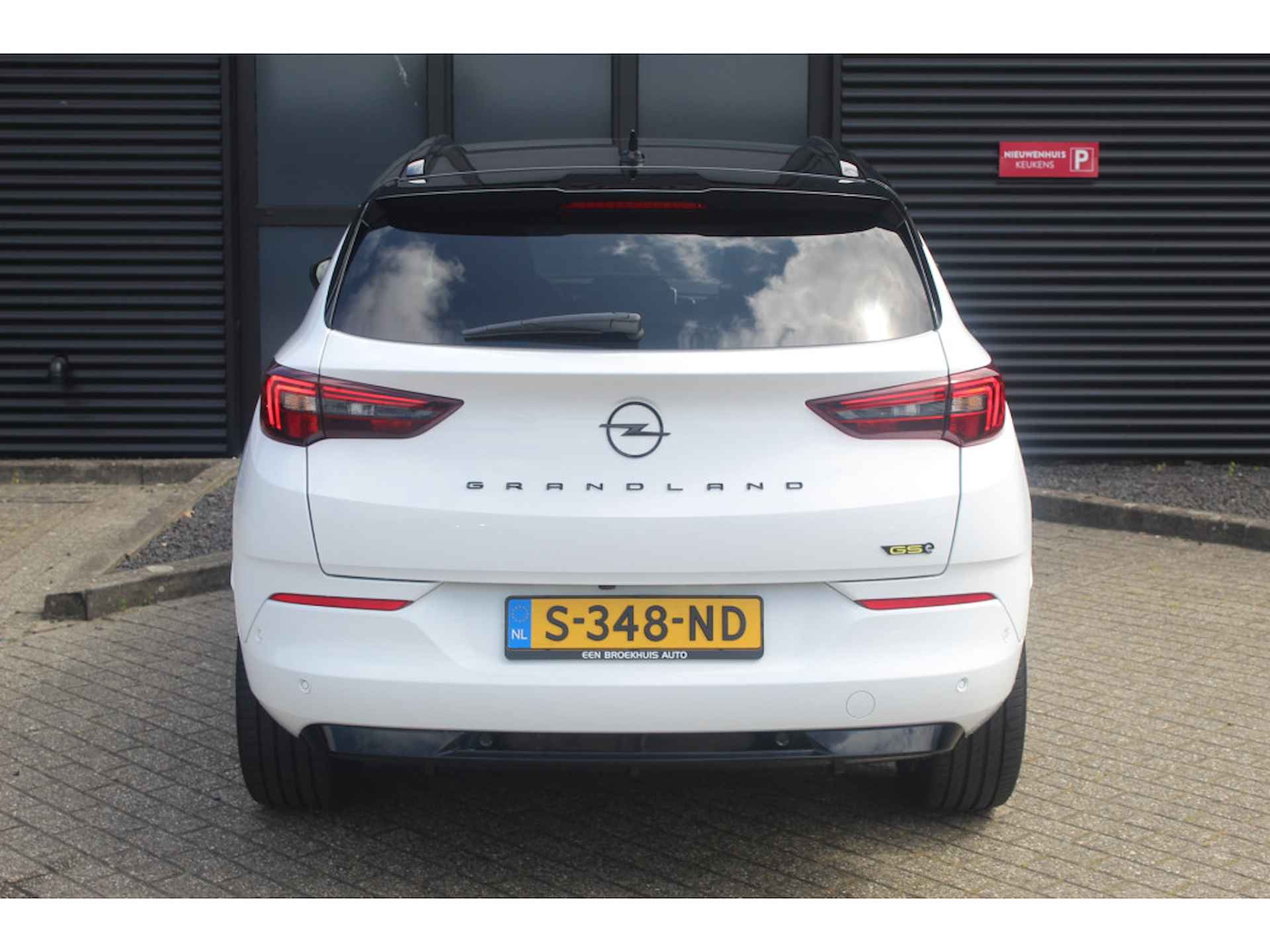 Opel Grandland 1.6 T. 300 pk Hybrid 4x4 GSe "Special Edition" Alcantara / Navigatie 10" / LED Matrix / Camera / 19"LMV / Zwart dak / AGR / Cruise Control / Park Pilot '' vraag een vrijblijvende offerte aan '' - 40/40