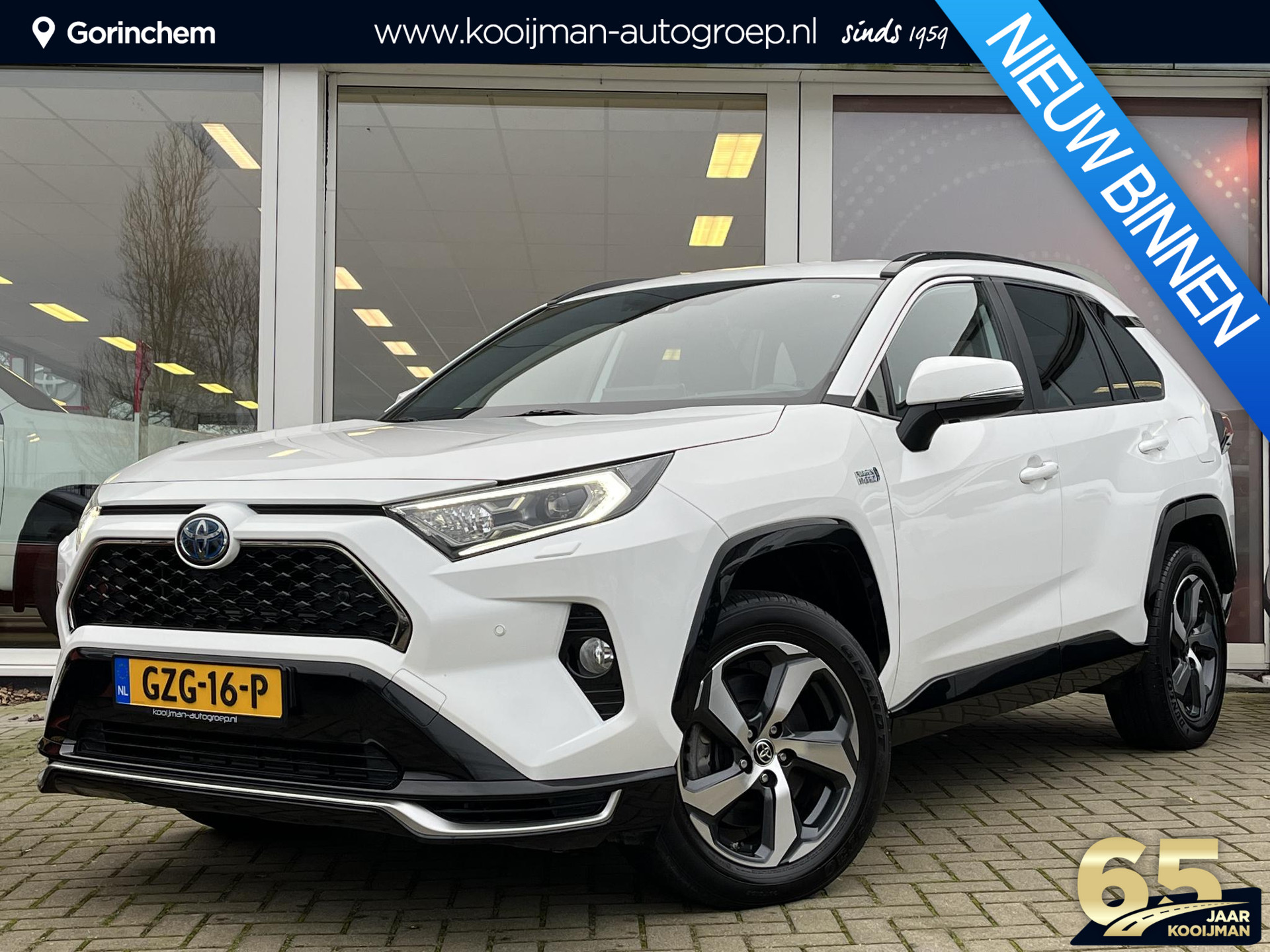 Toyota RAV4 2.5 Plug-in Hybrid AWD Business Plus Trekhaak | 1500kg trekgewicht | Leder | Apple Carplay/Android Auto | Stoel/Stuurverwarming | Adaptive cruise control | Buitenspiegels elektr. Inklapbaar |