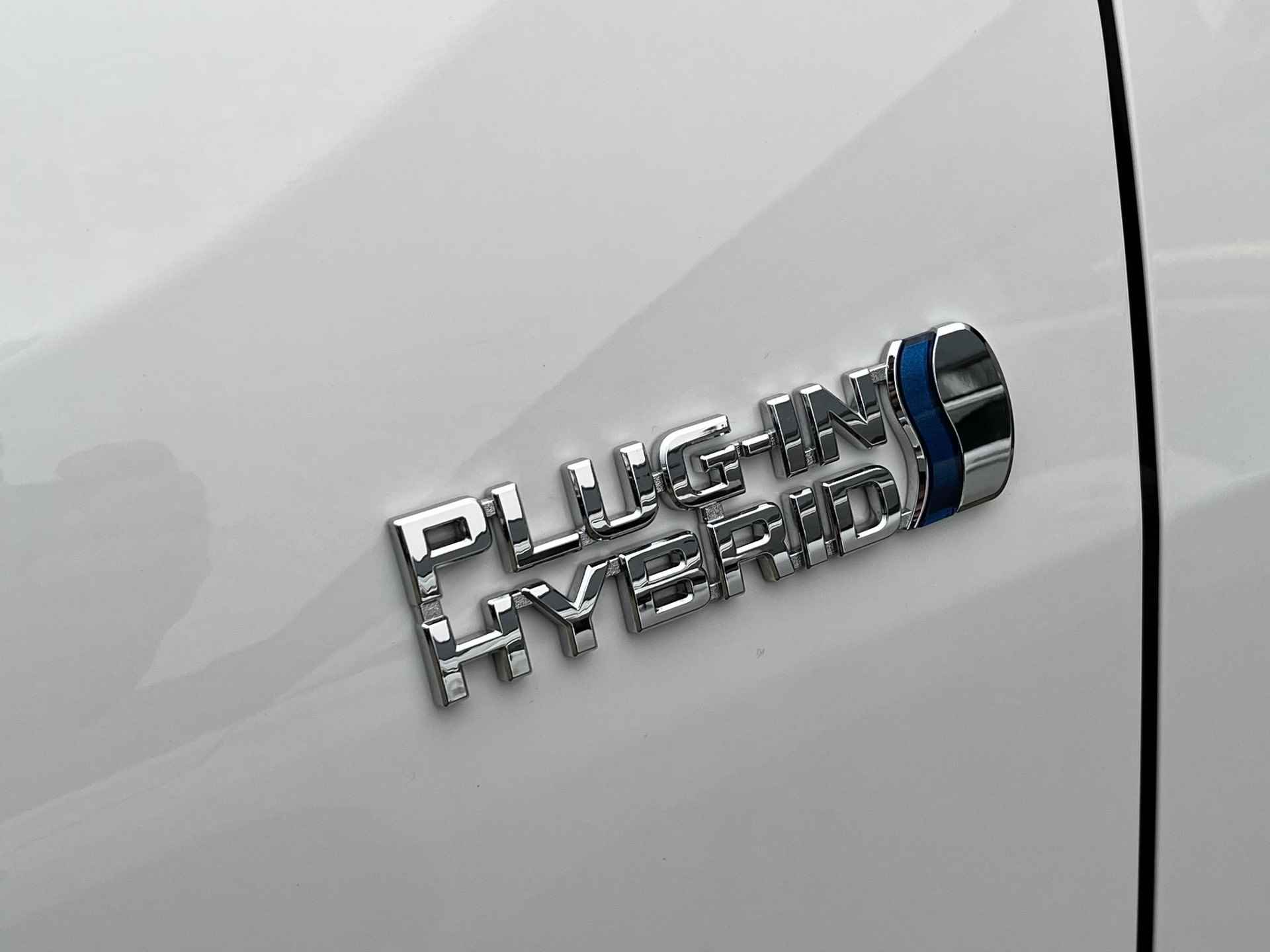 Toyota RAV4 2.5 Plug-in Hybrid AWD Business Plus Trekhaak | 1500kg trekgewicht | Leder | Apple Carplay/Android Auto | Stoel/Stuurverwarming | Adaptive cruise control | Buitenspiegels elektr. Inklapbaar | - 21/42