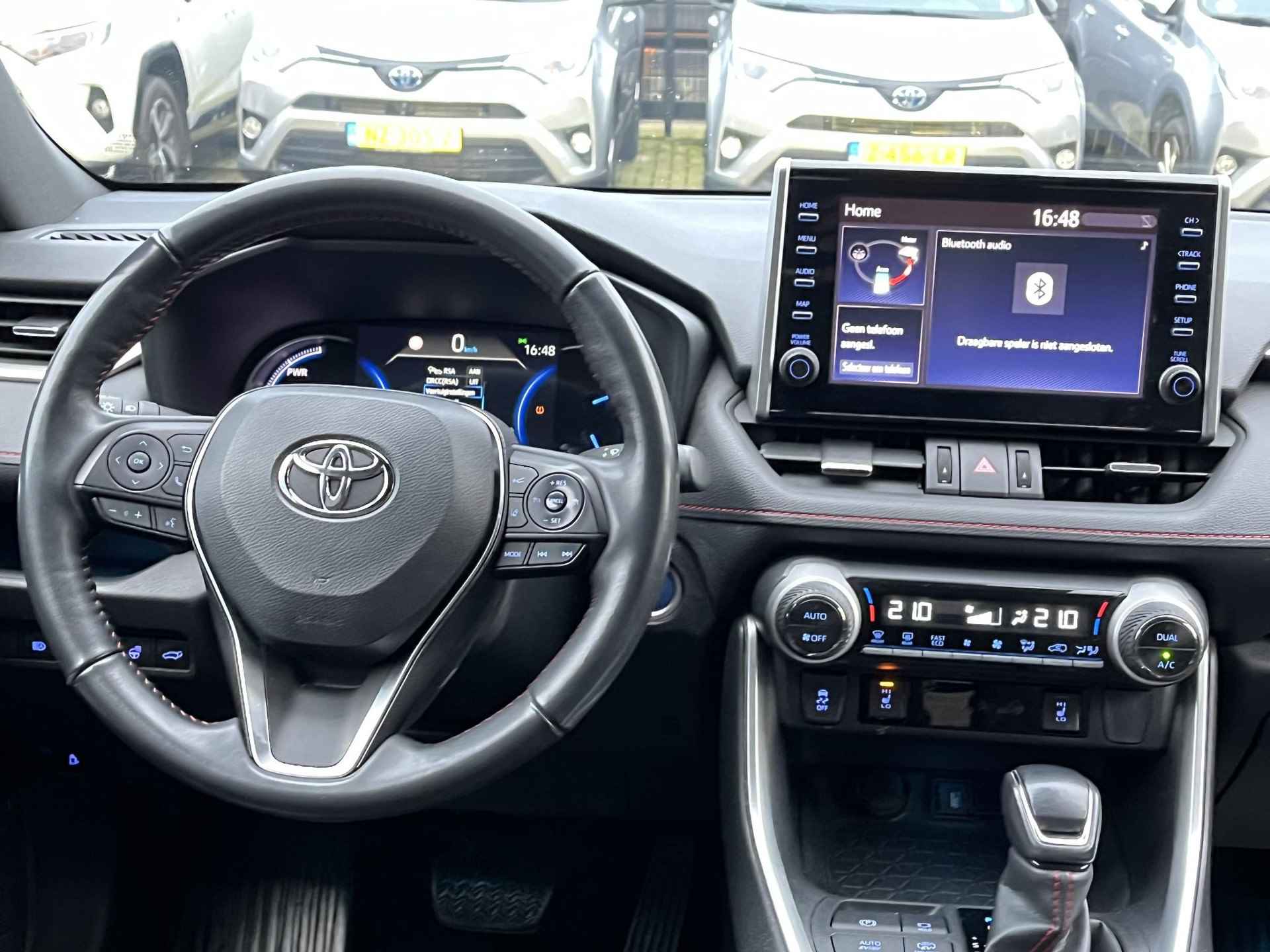 Toyota RAV4 2.5 Plug-in Hybrid AWD Business Plus Trekhaak | 1500kg trekgewicht | Leder | Apple Carplay/Android Auto | Stoel/Stuurverwarming | Adaptive cruise control | Buitenspiegels elektr. Inklapbaar | - 29/42