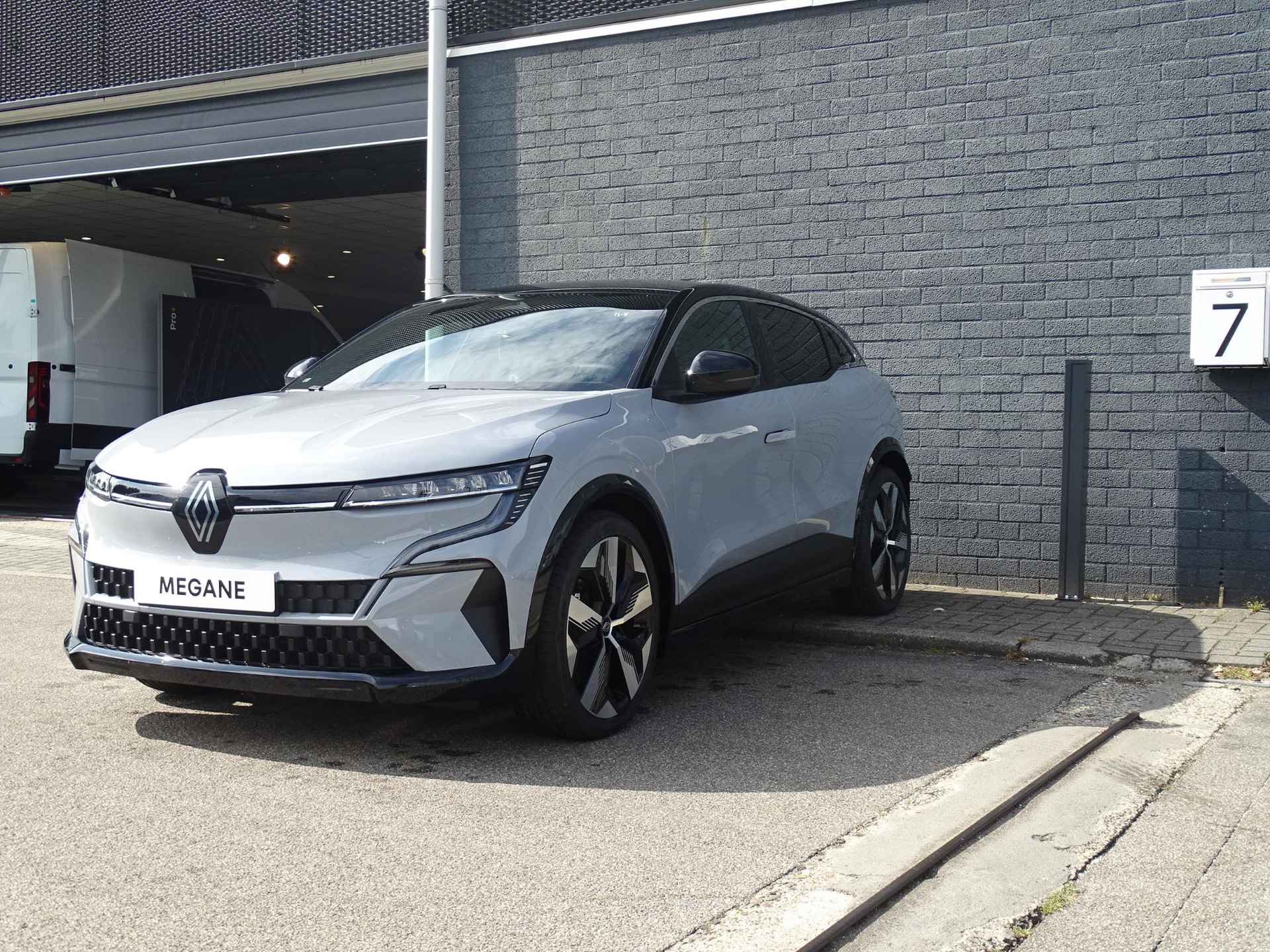 Renault Megane E-Tech Comfort Range Techno 60 kWh - 38/42