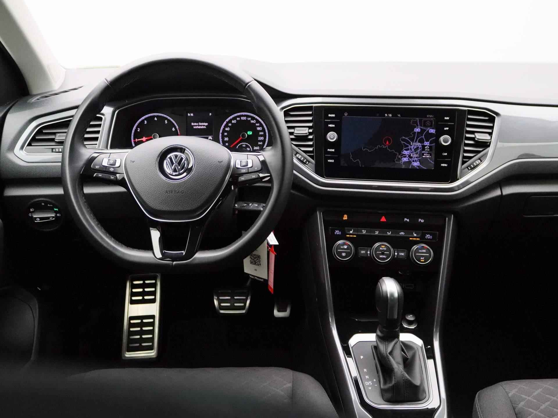 Volkswagen T-Roc 1.5 TSI Style 150 PK | Automaat | Afbeembare Trekhaak | Navigatie | Adaptive Cruise Control | Stoelverwarming | LED | Keyless | Dodehoeksensoren | Lichtmetalen velgen | Privacy glass | Elektrische achterklep | - 8/40