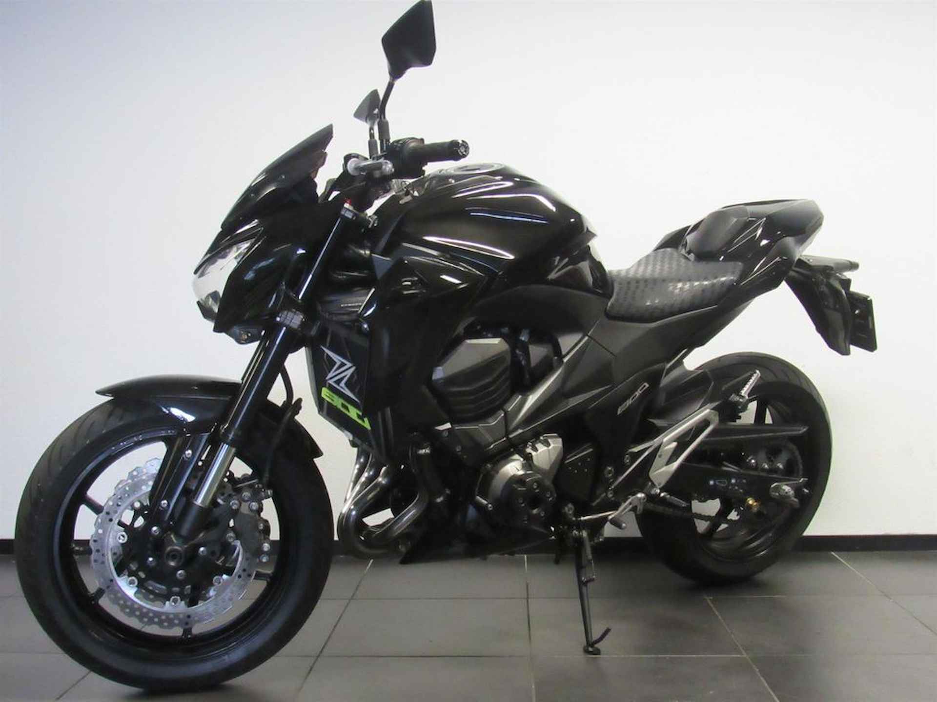 Kawasaki Z 800 - 3/14