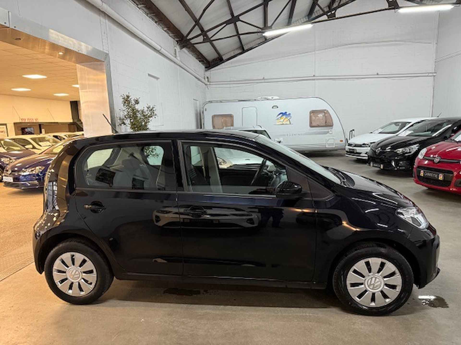 Volkswagen Up! 1.0 BMT move up! - 8/13