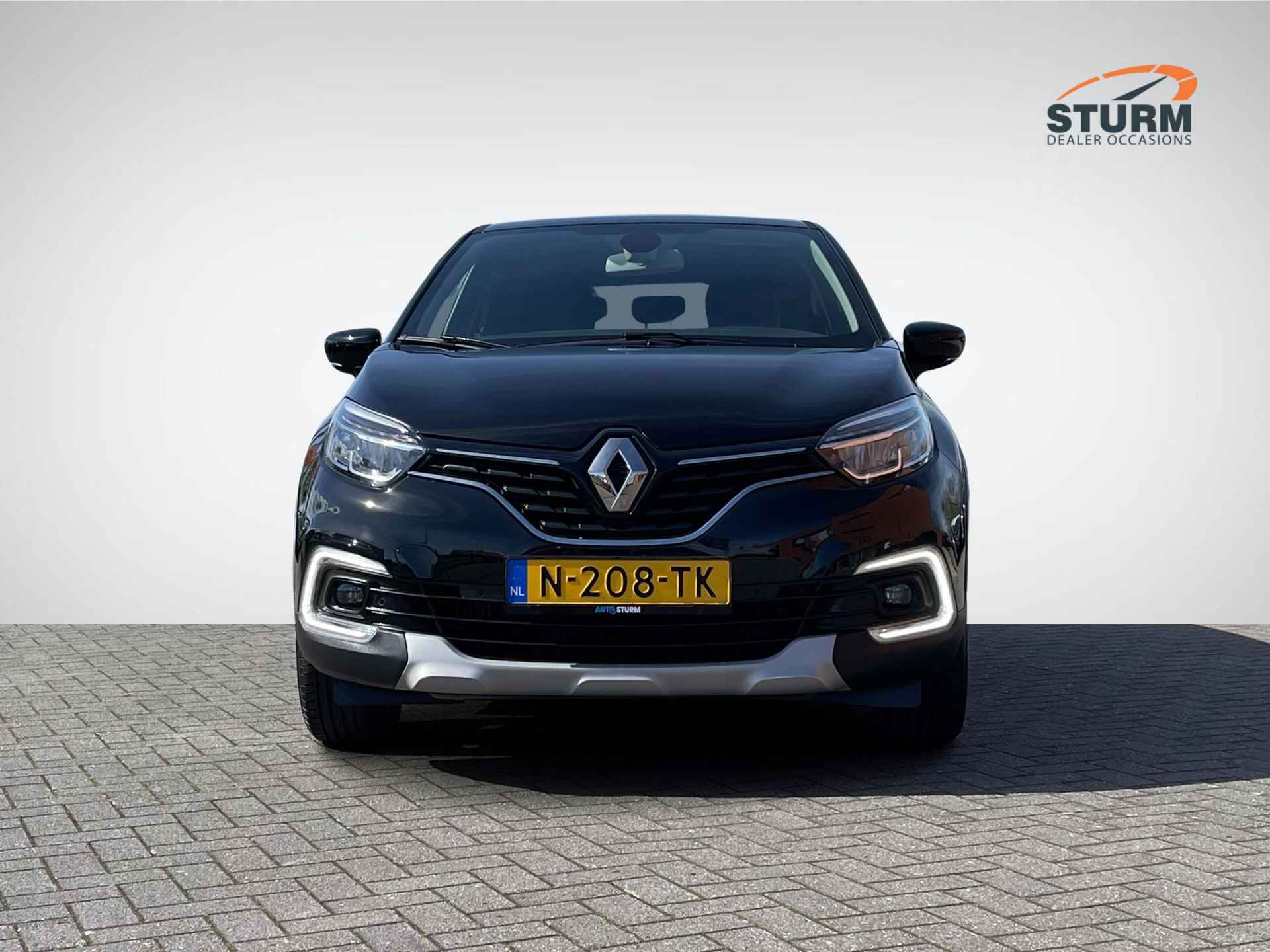Renault Captur 0.9 TCe Intens | Navigatie | Camera | Apple Carplay/Android Auto | Keyless Entry | Park. Sensoren | Cruise & Climate Control | Rijklaarprijs! - 2/26