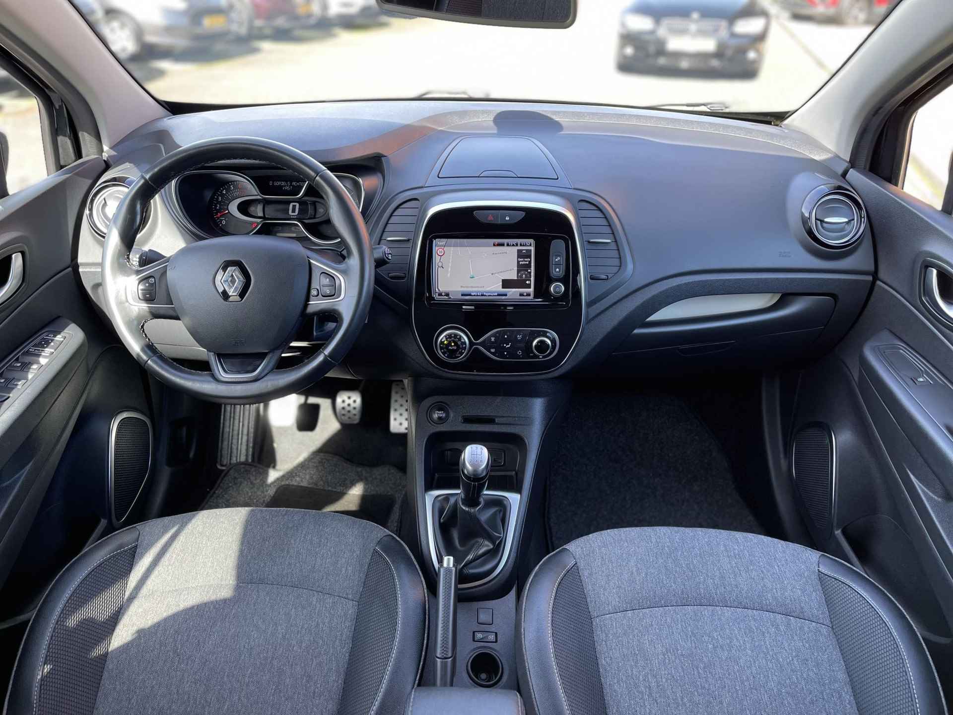 Renault Captur 0.9 TCe Intens | Navigatie | Camera | Apple Carplay/Android Auto | Keyless Entry | Park. Sensoren | Cruise & Climate Control | Rijklaarprijs! - 13/26